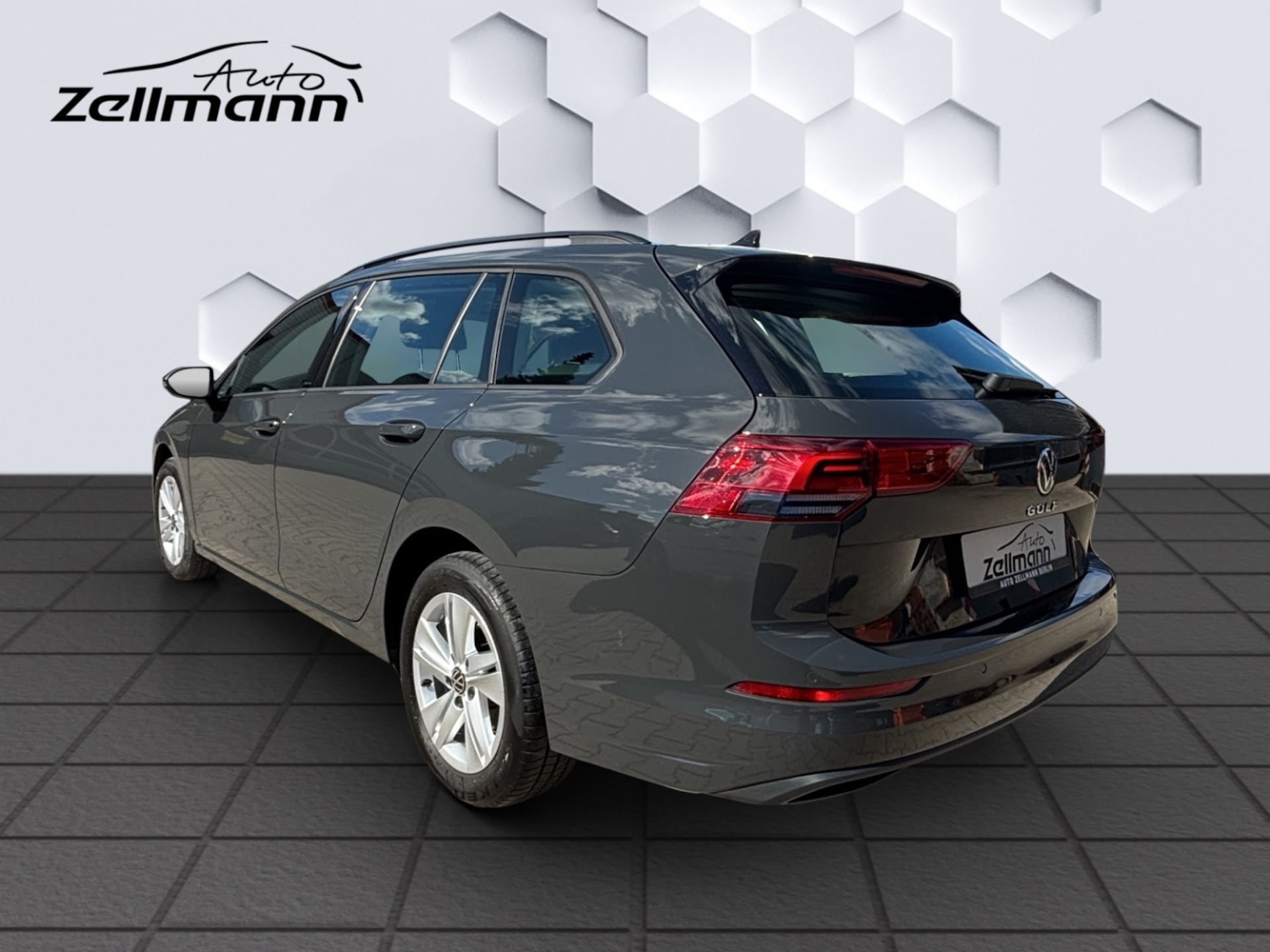Volkswagen Golf Variant Life