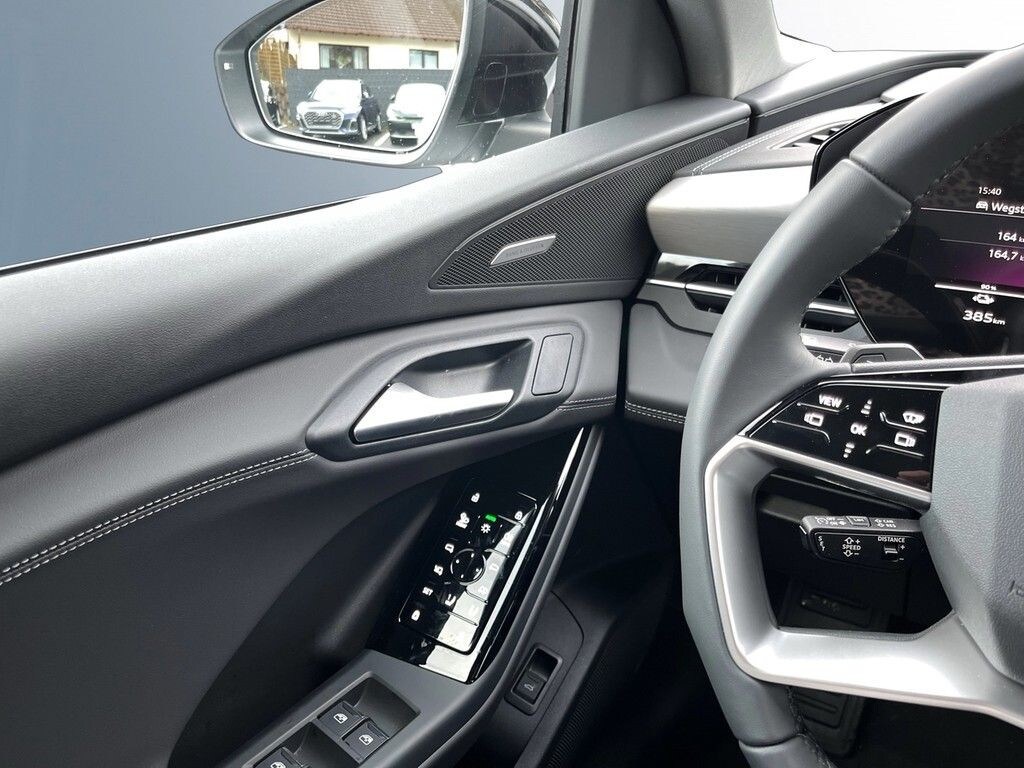 Image about Audi Q6 SUV e-tron e-tron performance