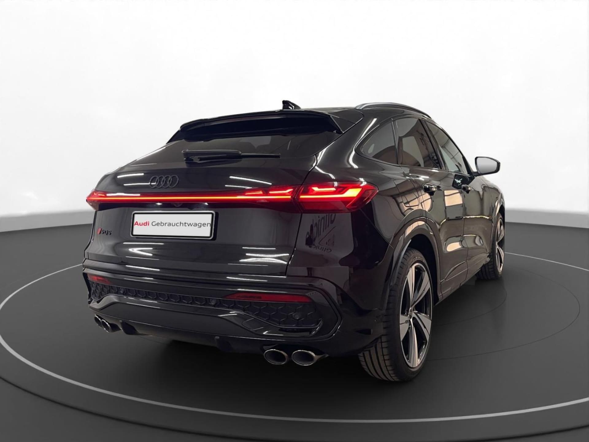 Audi SQ5 Sportback edition one