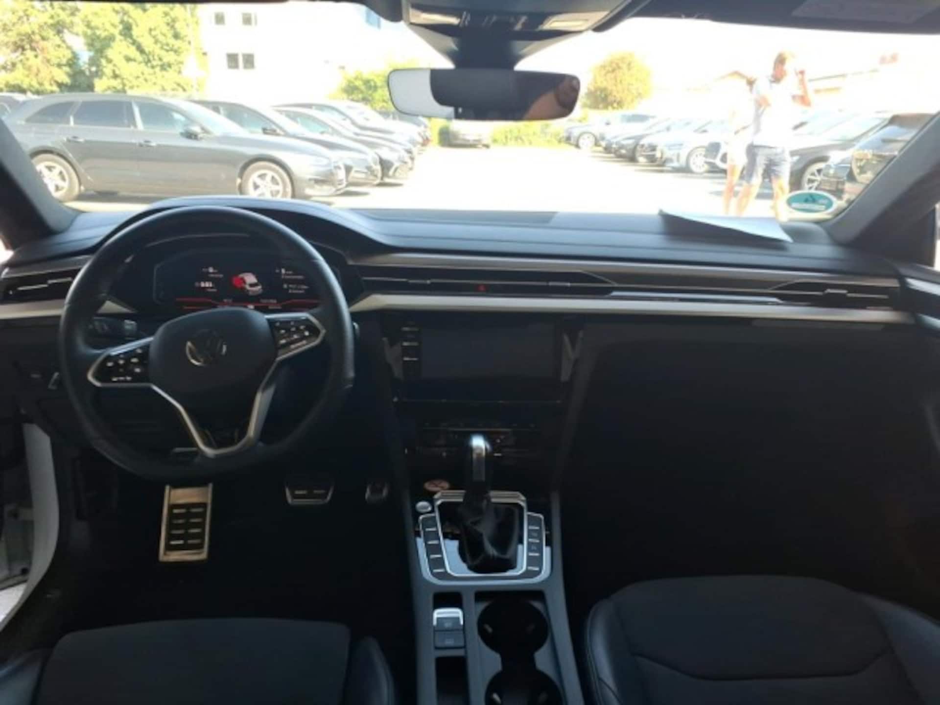 Volkswagen Arteon R-Line