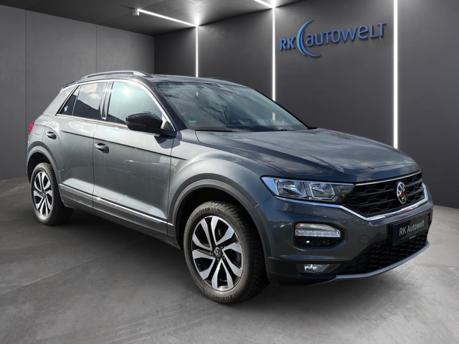 Volkswagen T-Roc Active