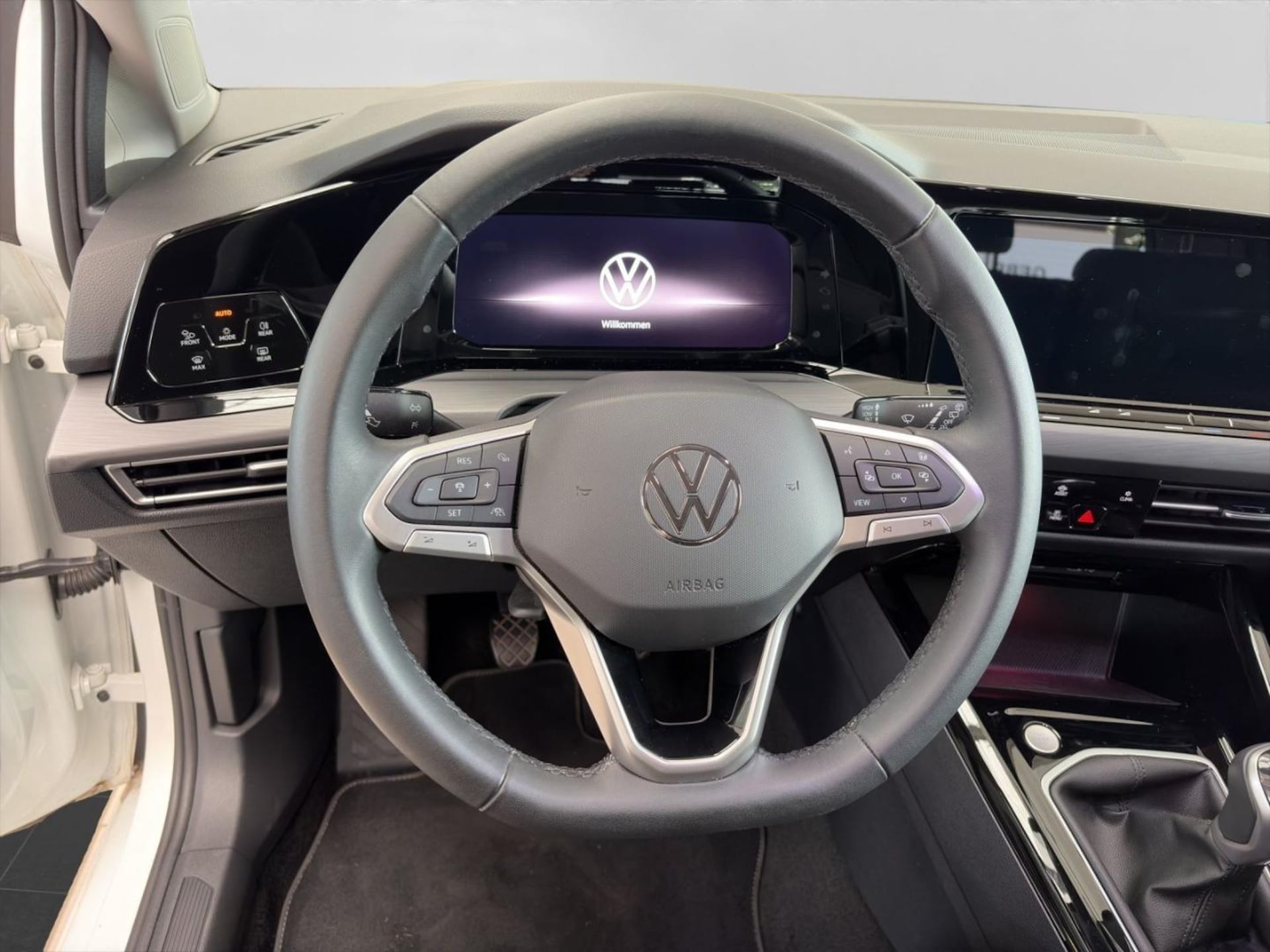Volkswagen Golf Style