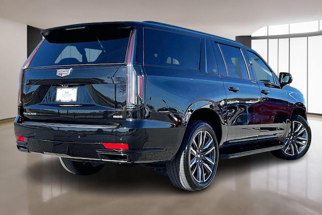 2023 Cadillac Escalade ESV