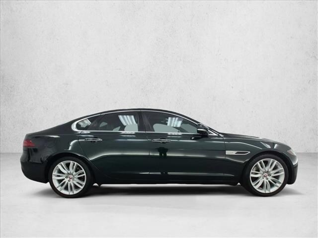2022 Jaguar XF