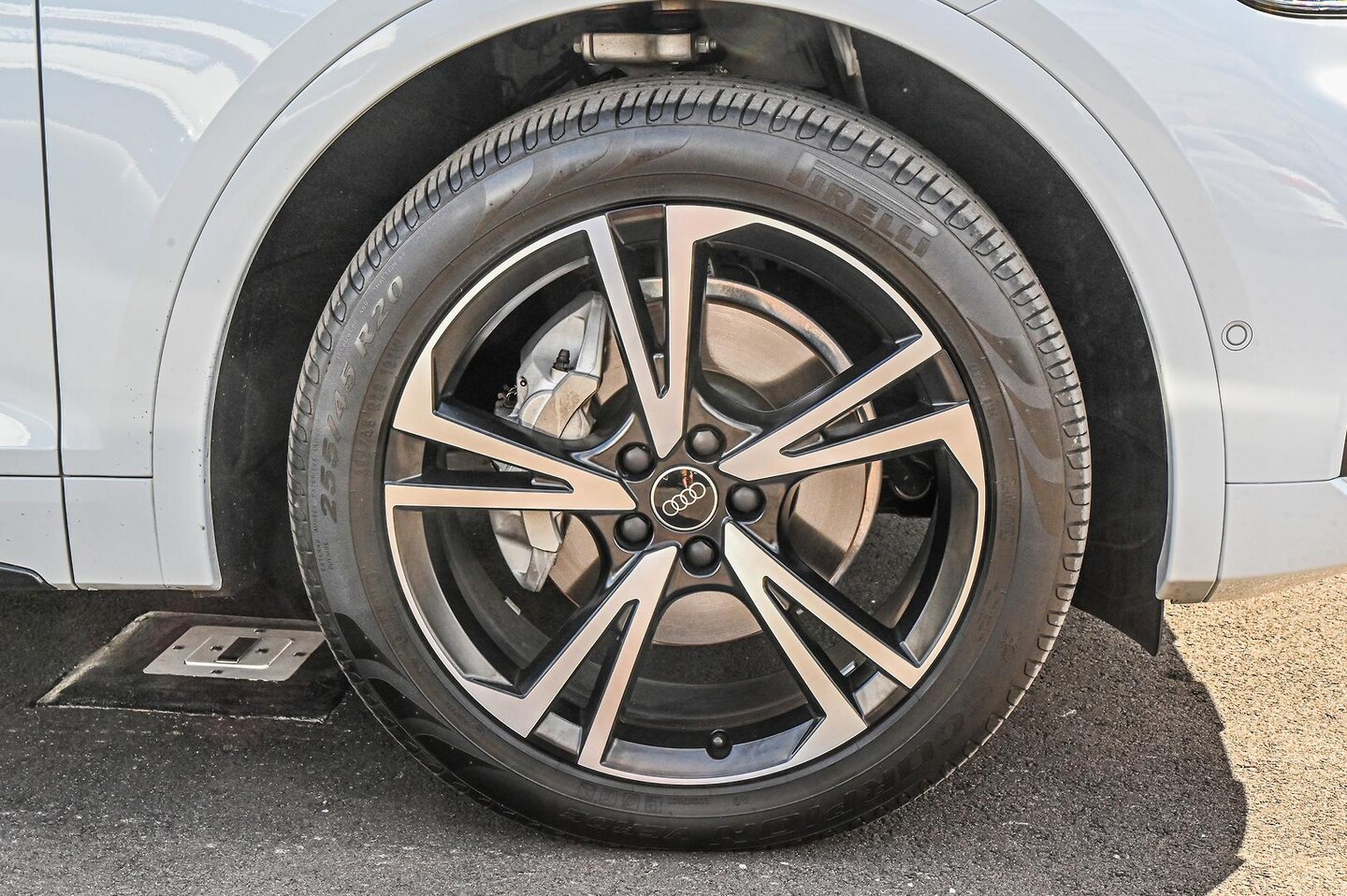 Image about Audi Q5 TDI S tronic
