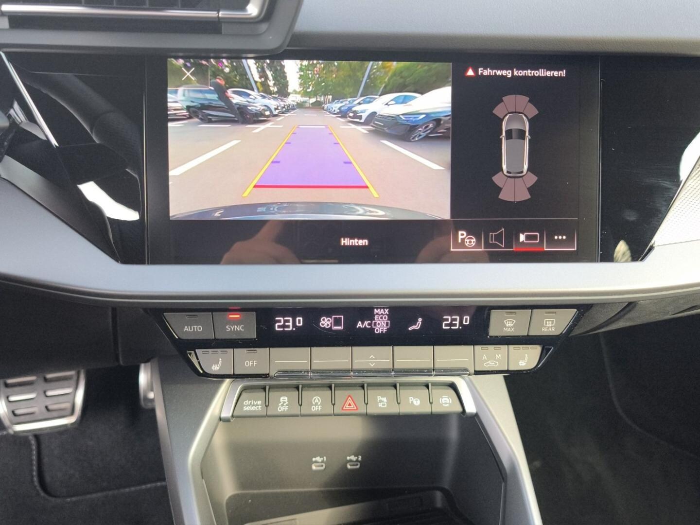 Bild über Audi A3 allstreet 35 TDI S tronic - für weitere Informationen kontaktieren Sie den Audi Partner