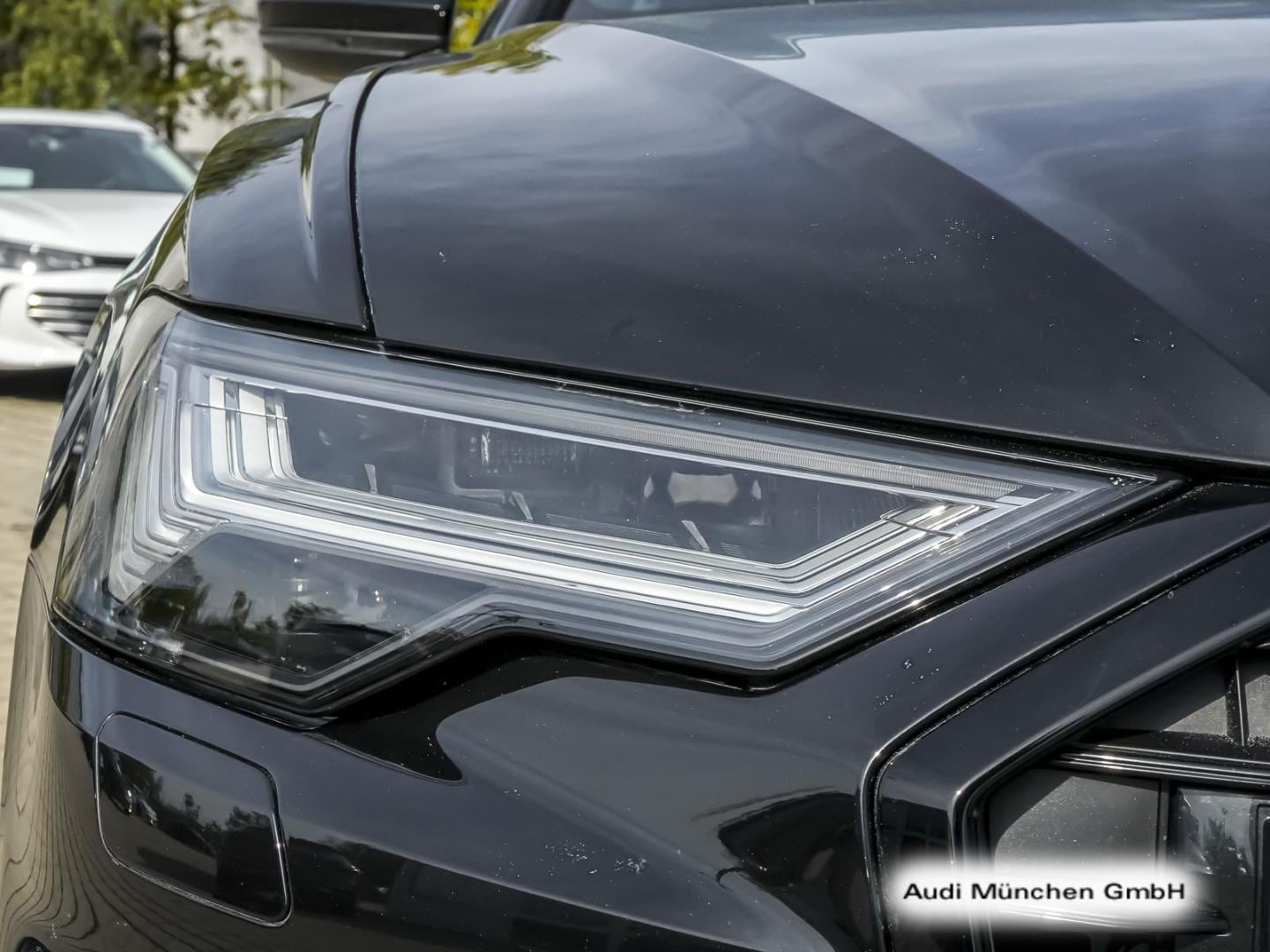 Bild über - für weitere Informationen kontaktieren Sie den Audi Partner