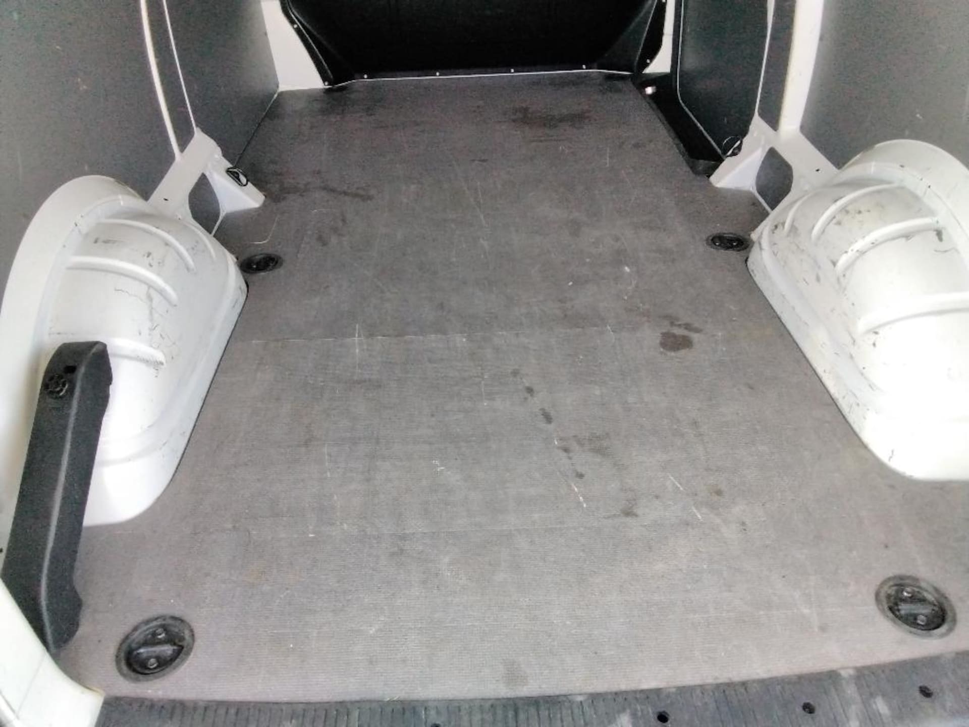 Volkswagen T6.1 Transporter Kasten langer Radstand