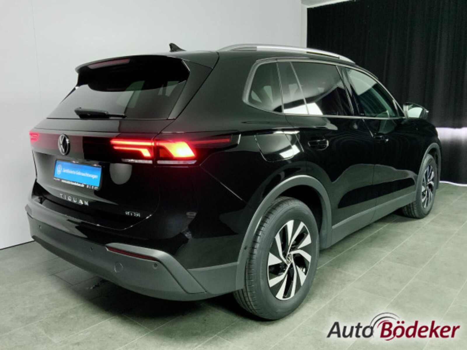Volkswagen Tiguan – Bild 8