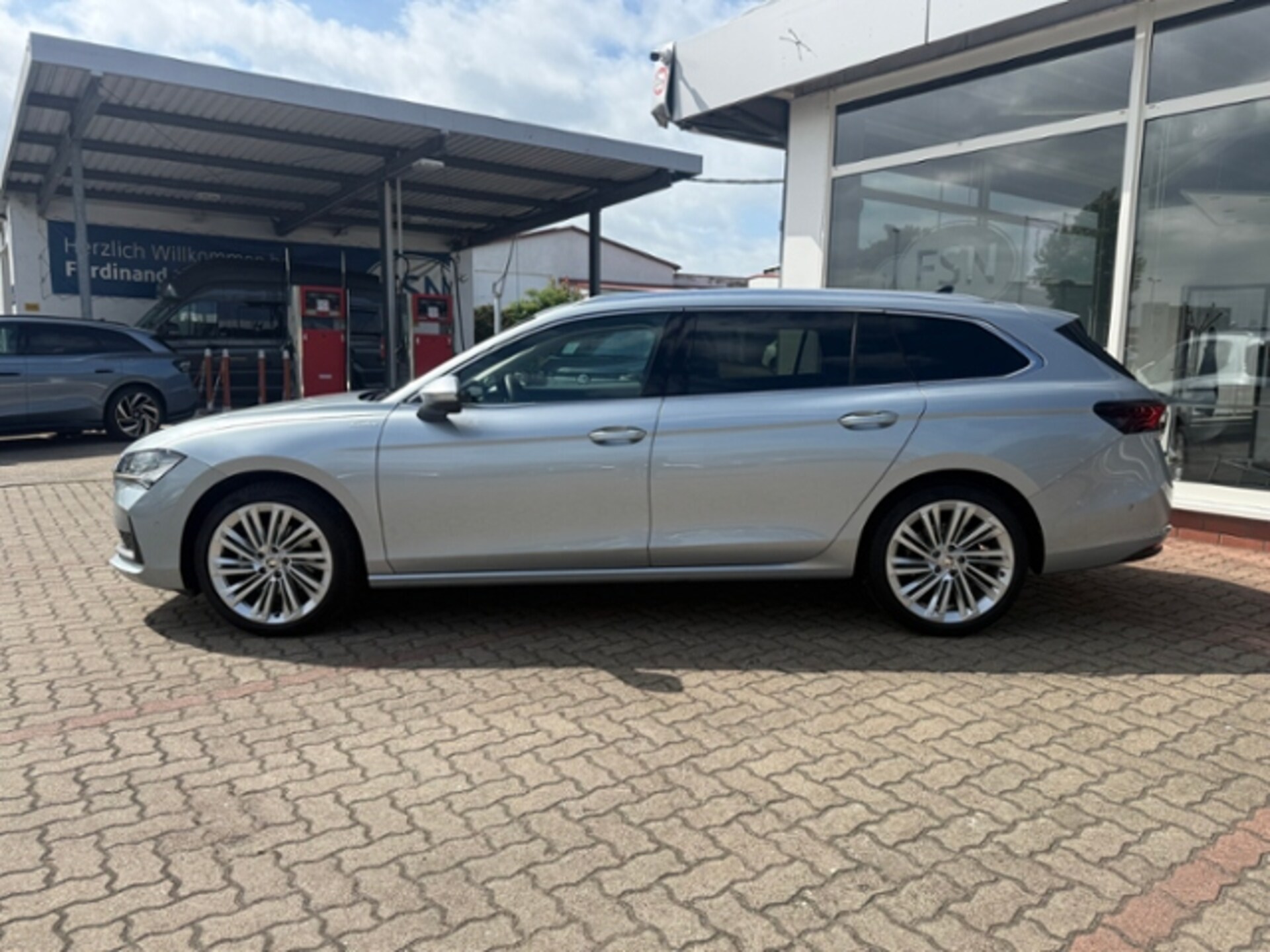 Skoda Superb Combi Laurin & Klement