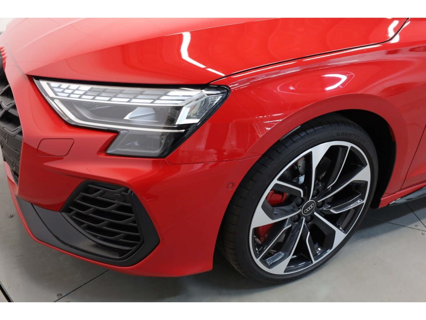 Image about Audi S3 Limousine TFSI quattro S tronic