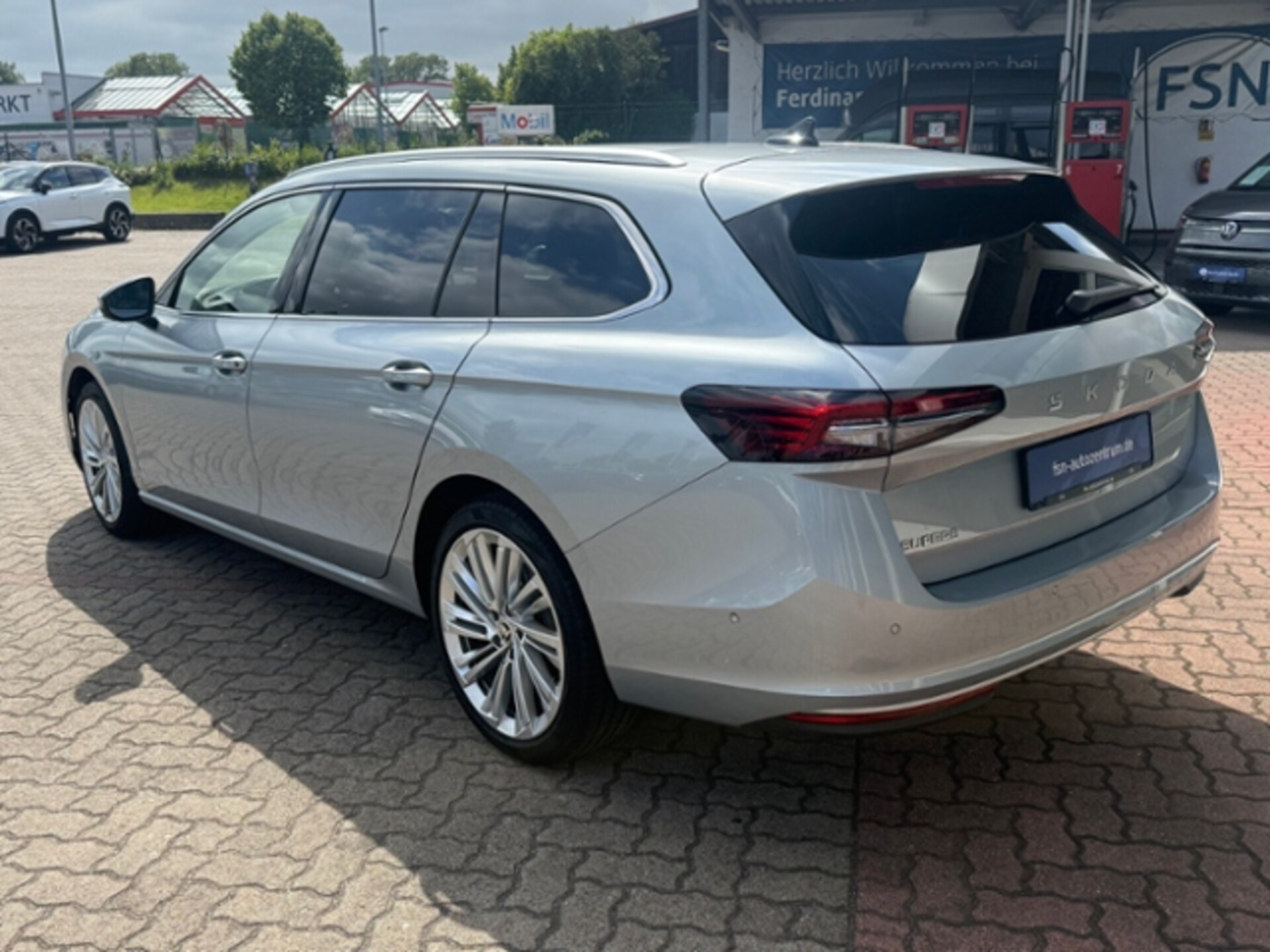 Skoda Superb Combi Laurin & Klement