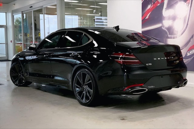 2023 Genesis G70