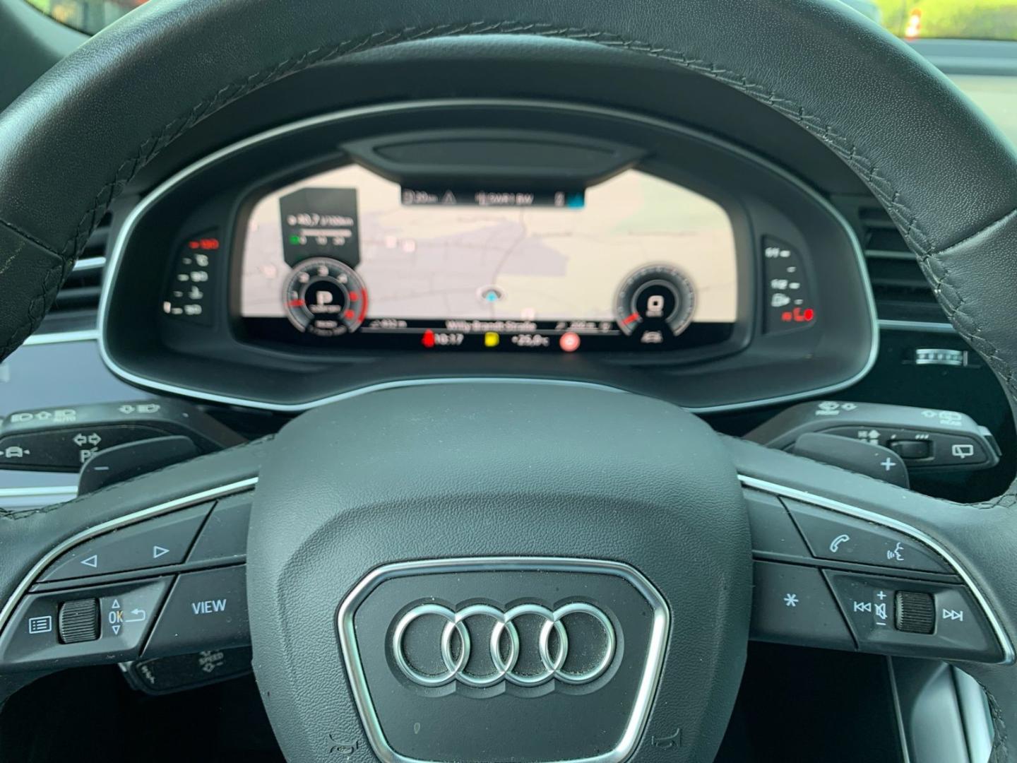 Image about Audi Q7 S line 50 TDI quattro tiptronic