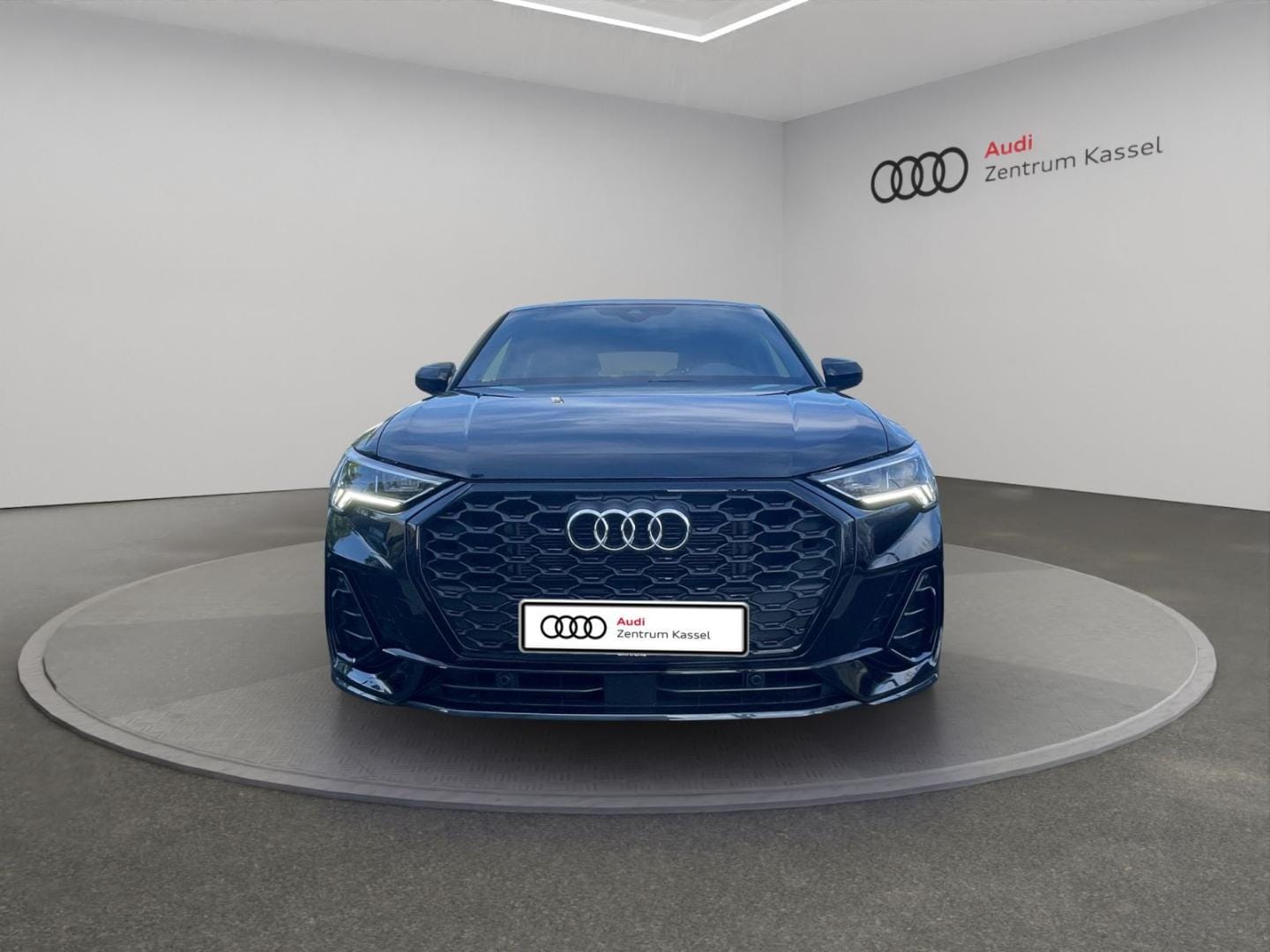 Bild über Audi Q3 Sportback S line 35 TFSI S tronic - für weitere Informationen kontaktieren Sie den Audi Partner