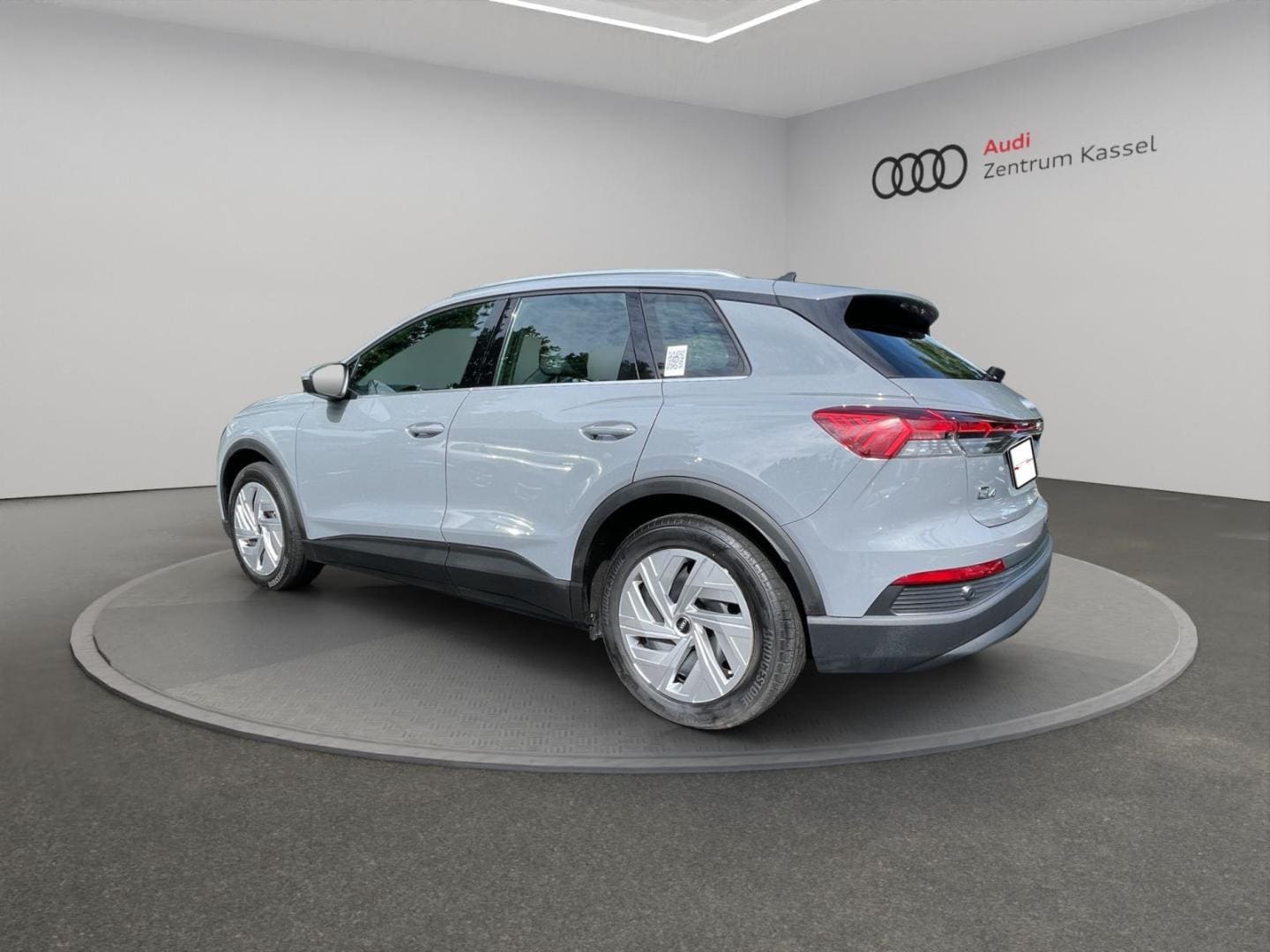 Image about Audi Q4 e-tron 40 e-tron