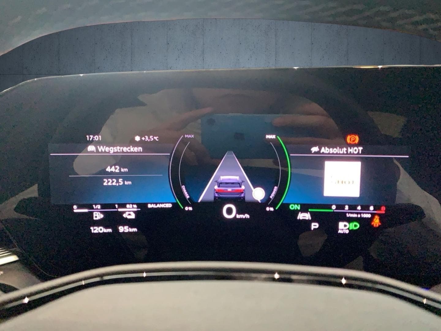 Bild über Audi A6 Avant e-hybrid edition one e-hybrid quattro 220 kW S tronic - für weitere Informationen kontaktieren Sie den Audi Partner