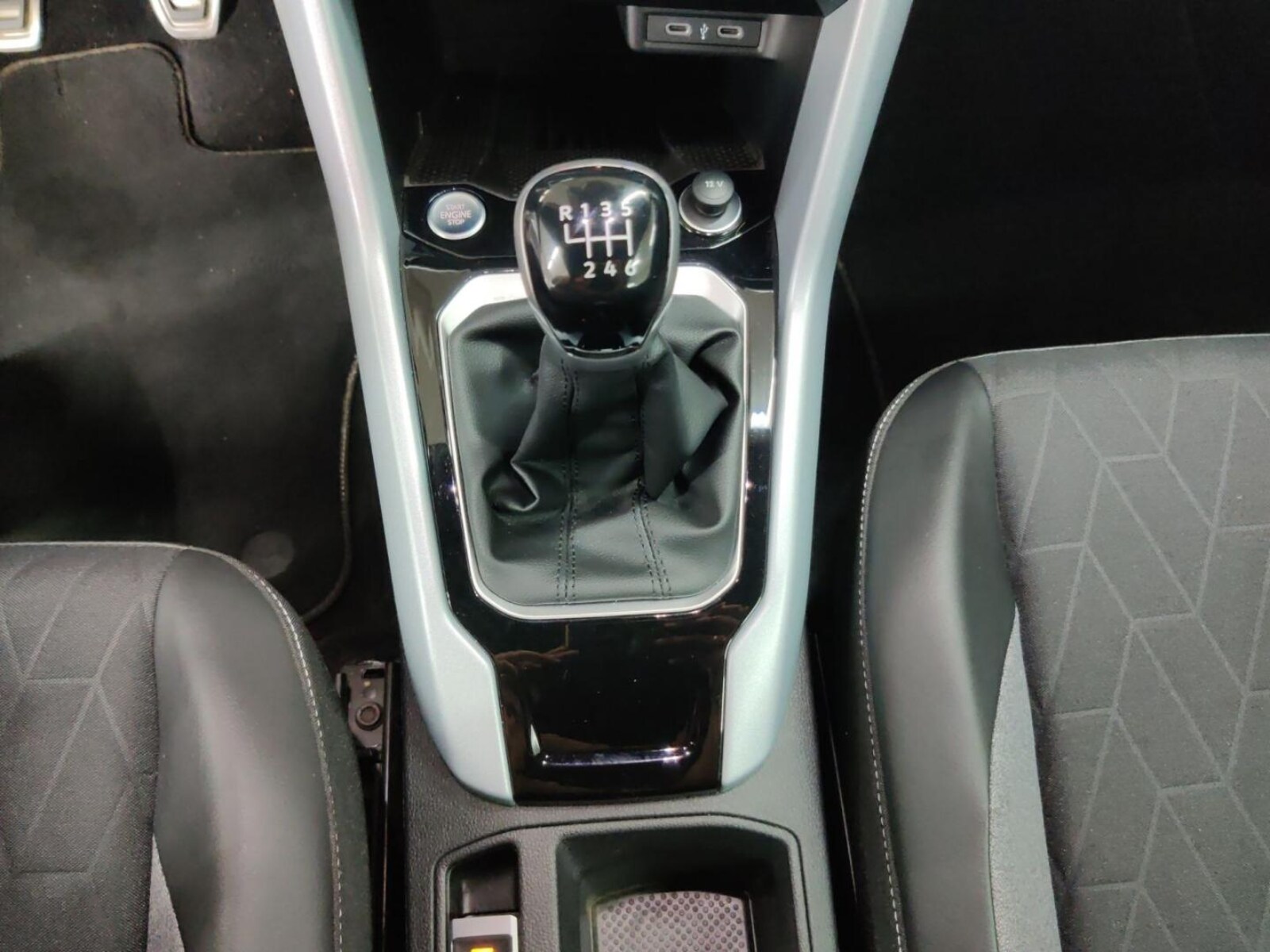 Volkswagen T-Roc Cabriolet – Bild 11