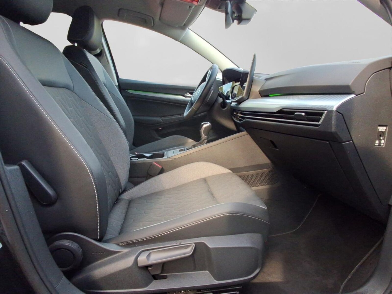 Volkswagen Golf Variant – Bild 12