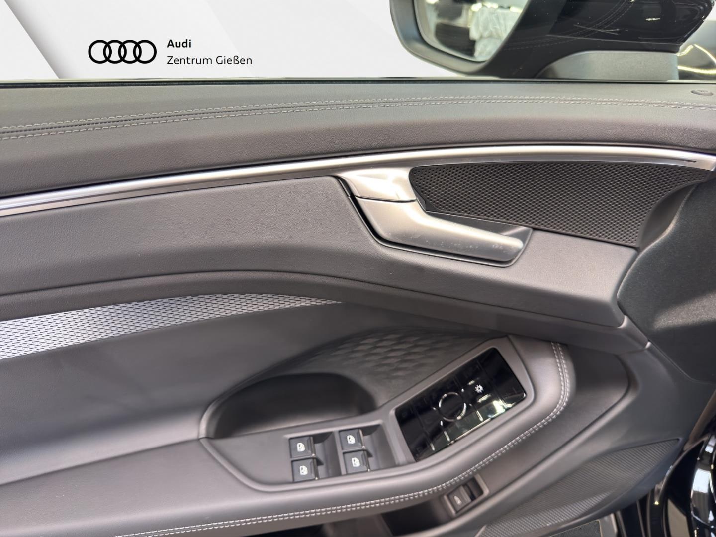 Bild über Audi A6 Avant TDI 150 kW S tronic - für weitere Informationen kontaktieren Sie den Audi Partner
