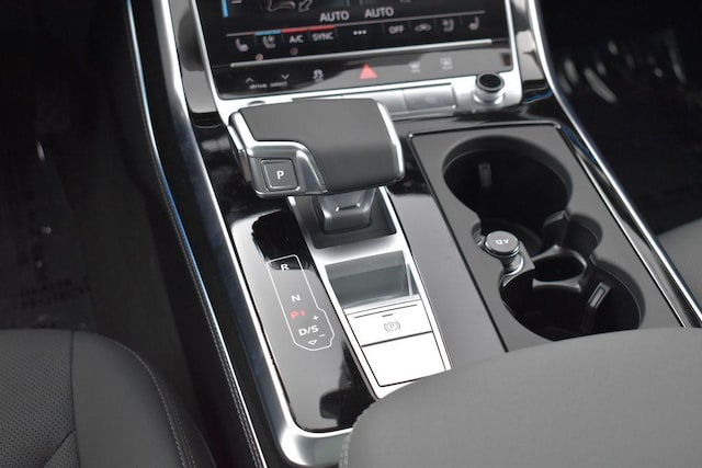 2026 Audi Q8 Premium Plus - Photo 16