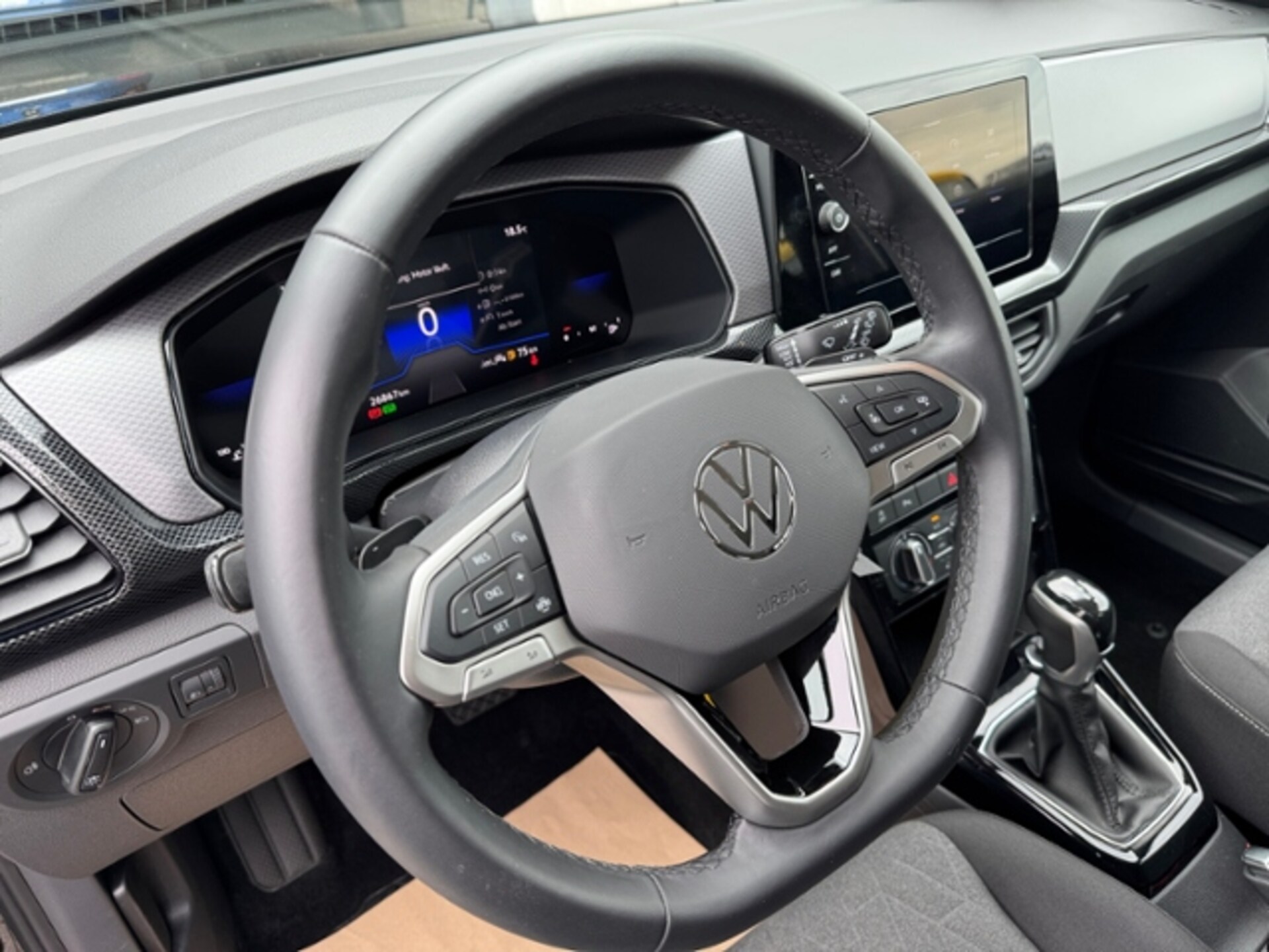 Volkswagen T-Cross Life