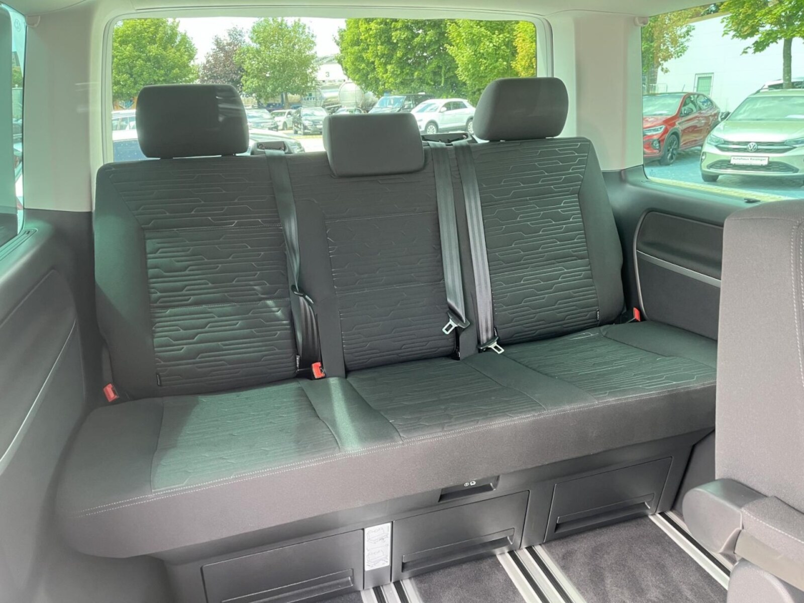 Volkswagen T6.1 Multivan – Bild 8