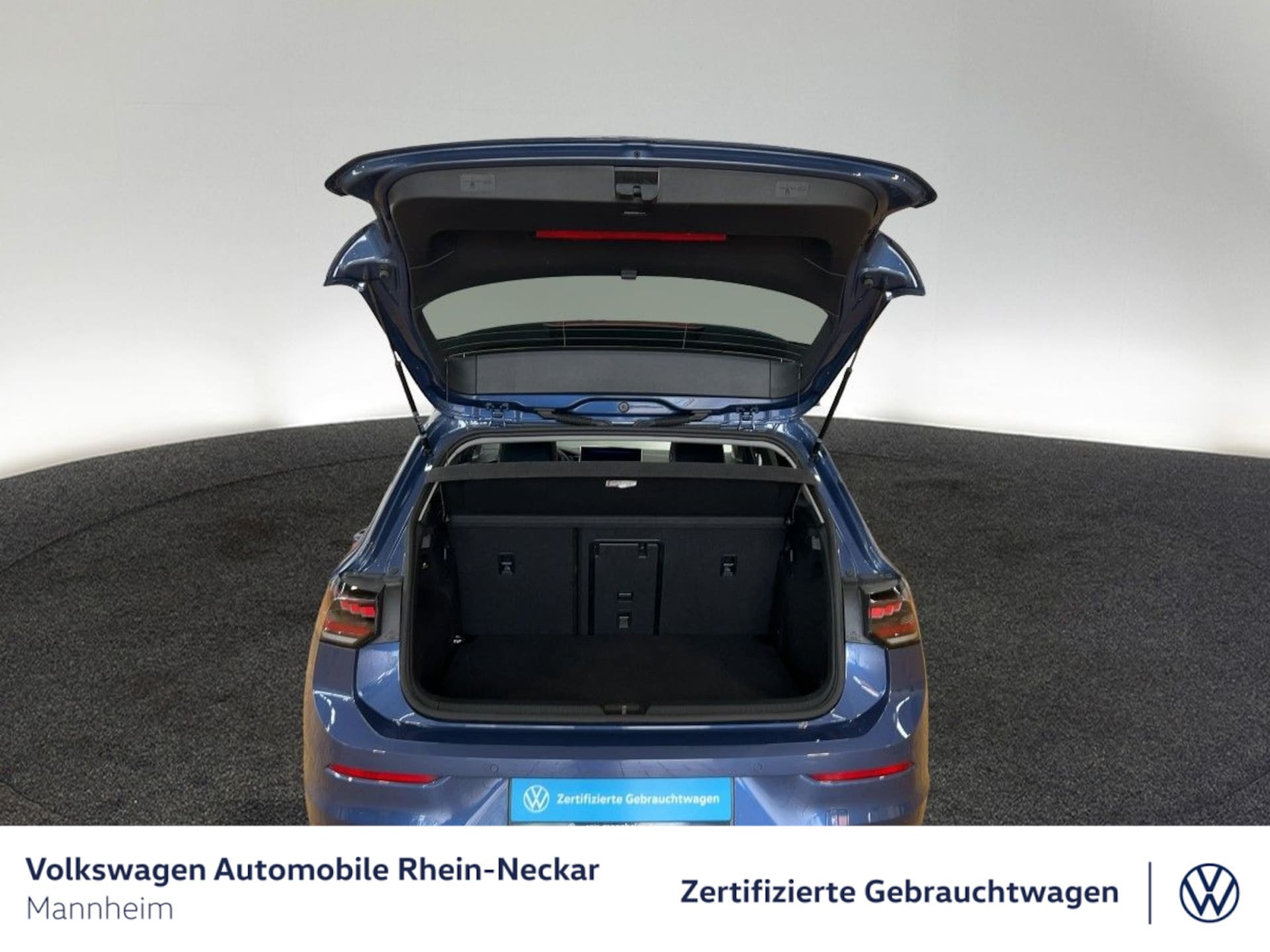 Volkswagen Golf Life