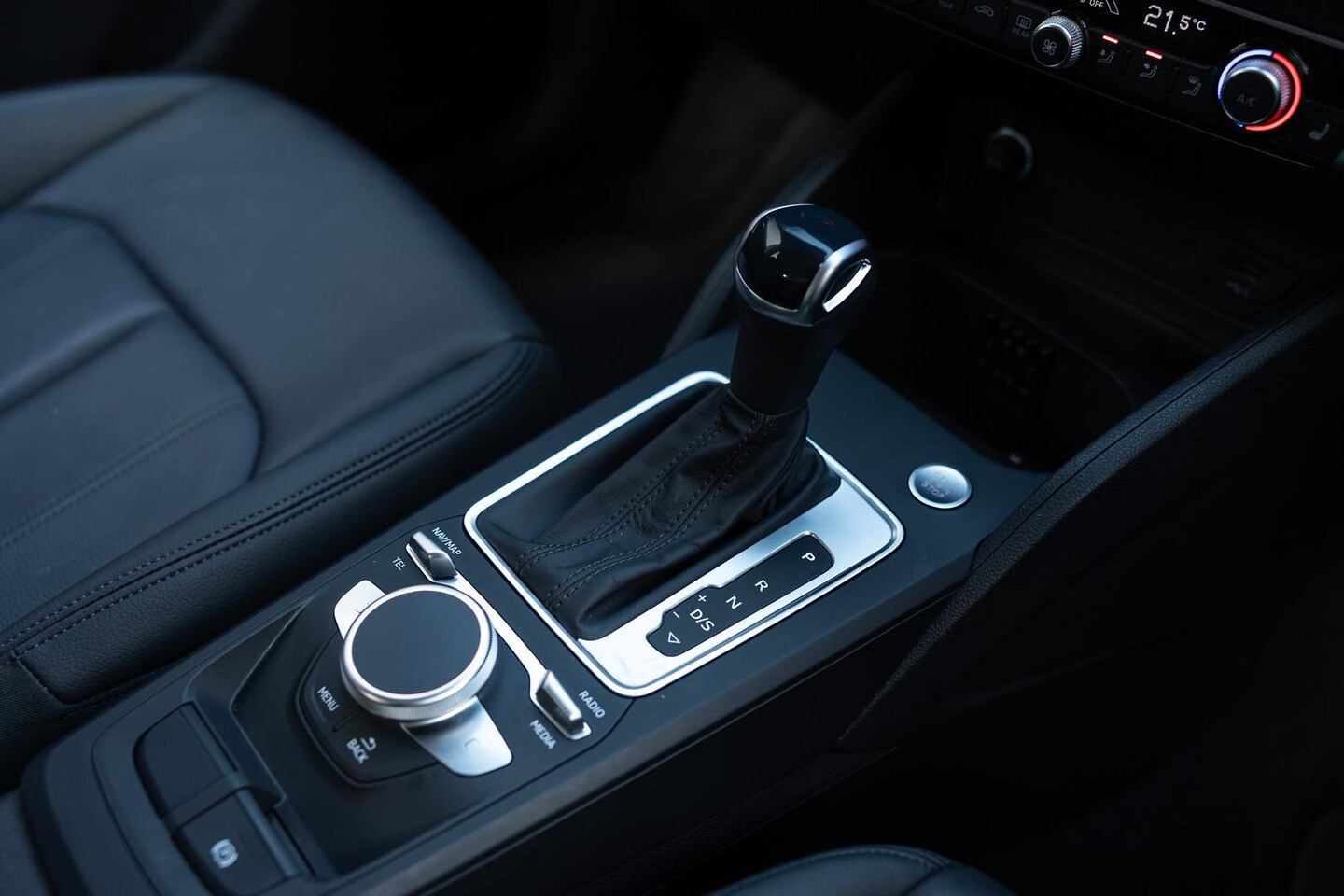 Image about Audi Q2 35 TFSI S tronic
