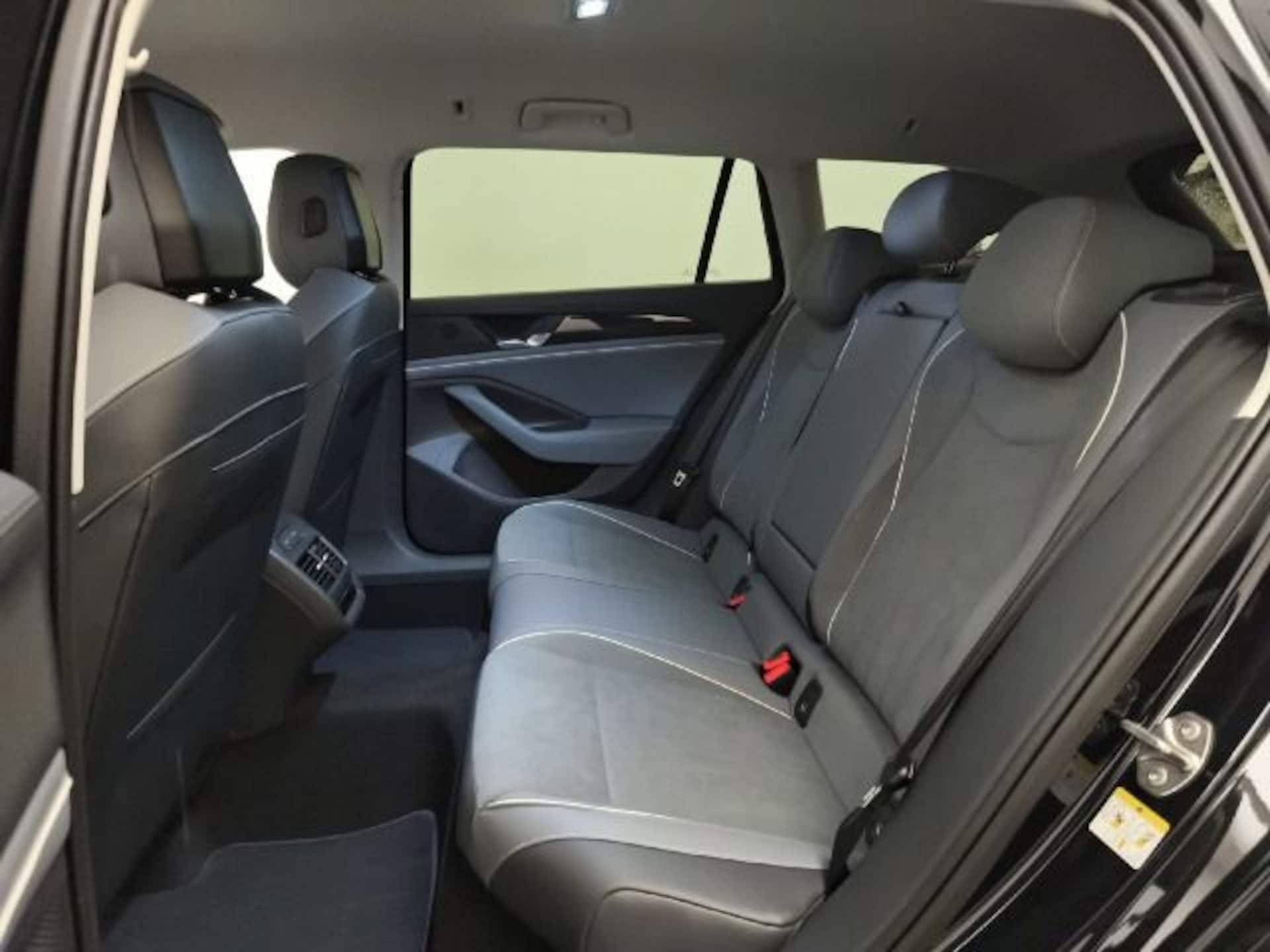 Volkswagen Passat Business