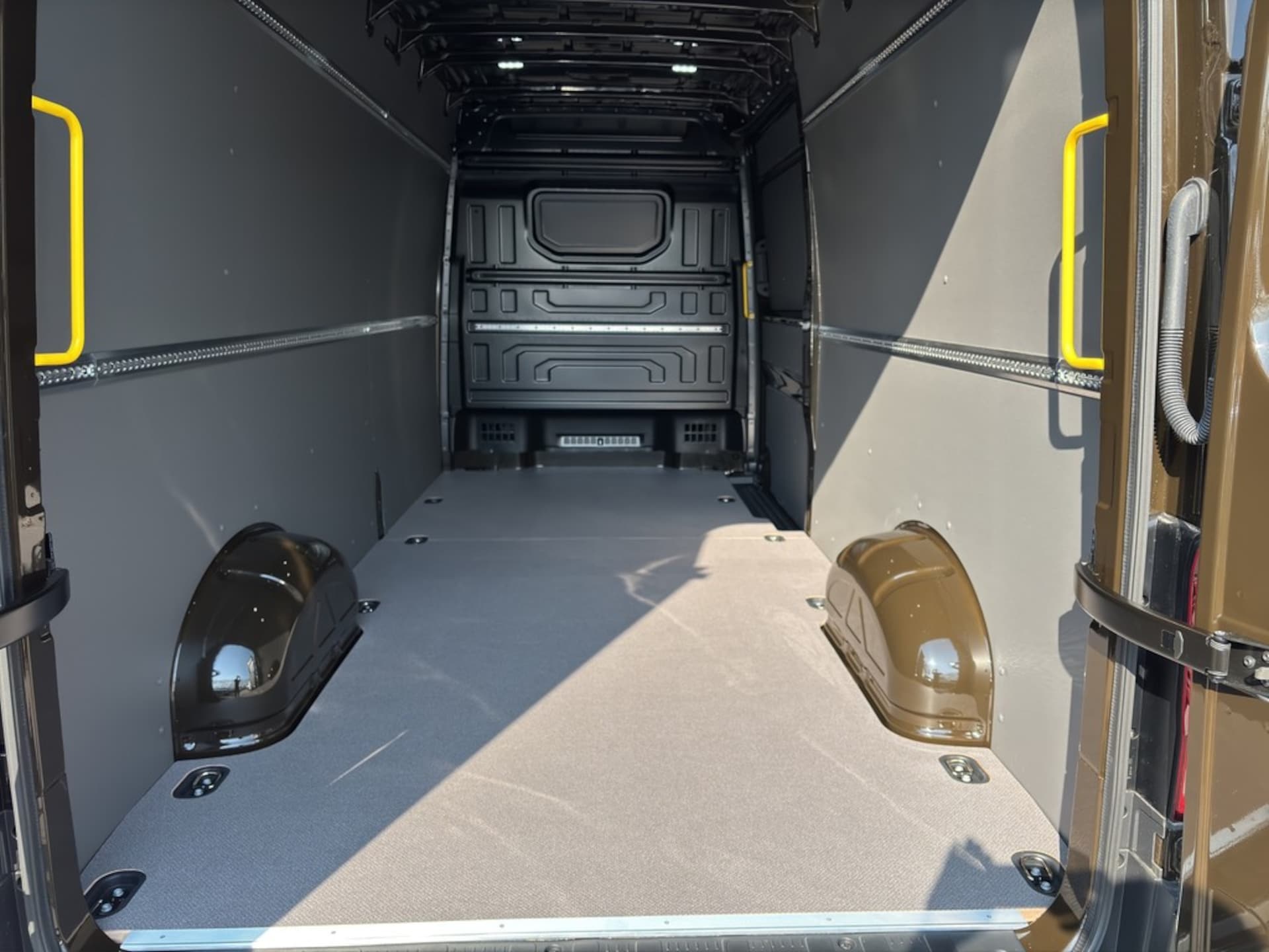 Volkswagen Crafter Kasten langer Radstand