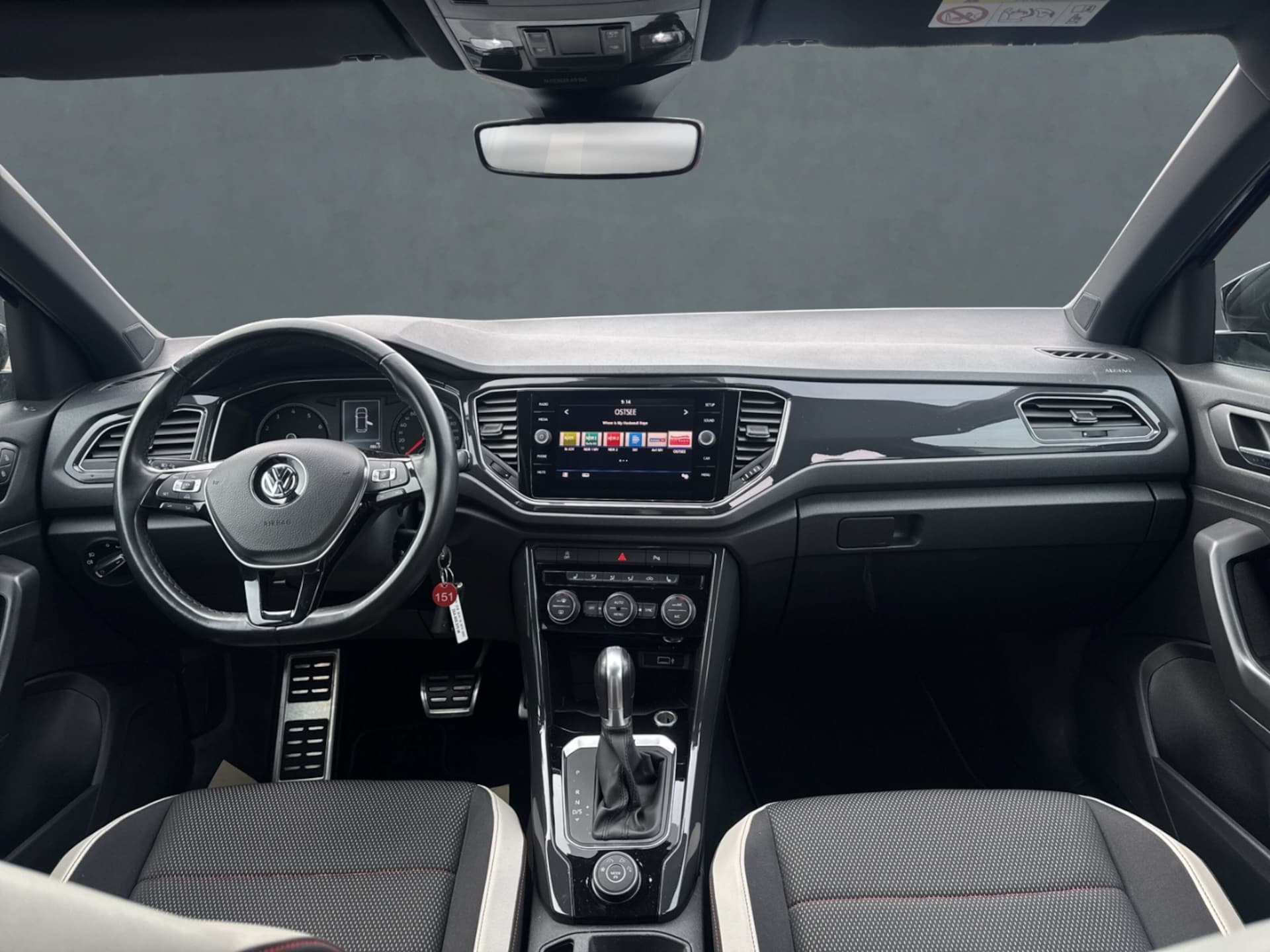 Volkswagen T-Roc Sport