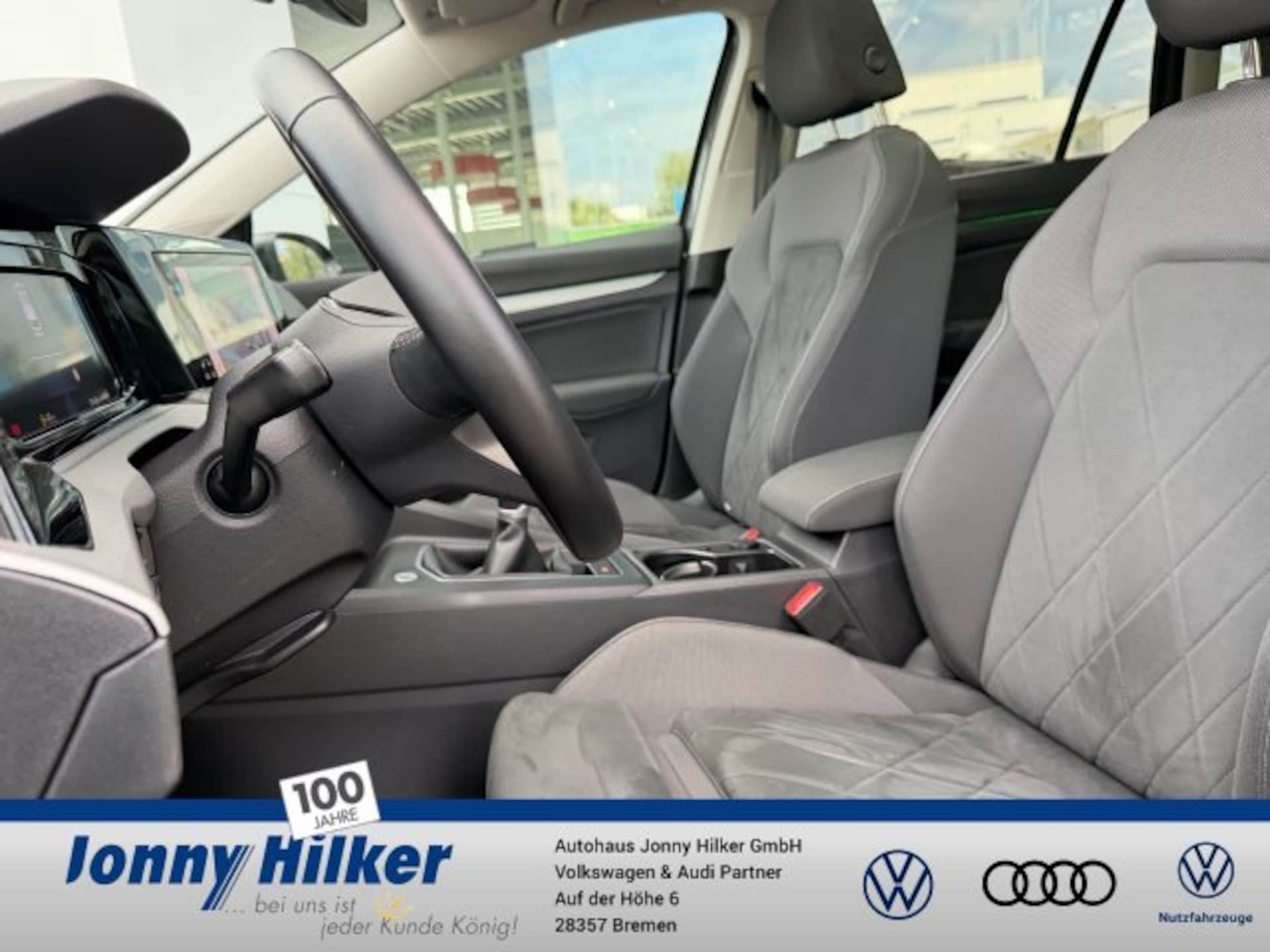 Volkswagen Golf Variant Life