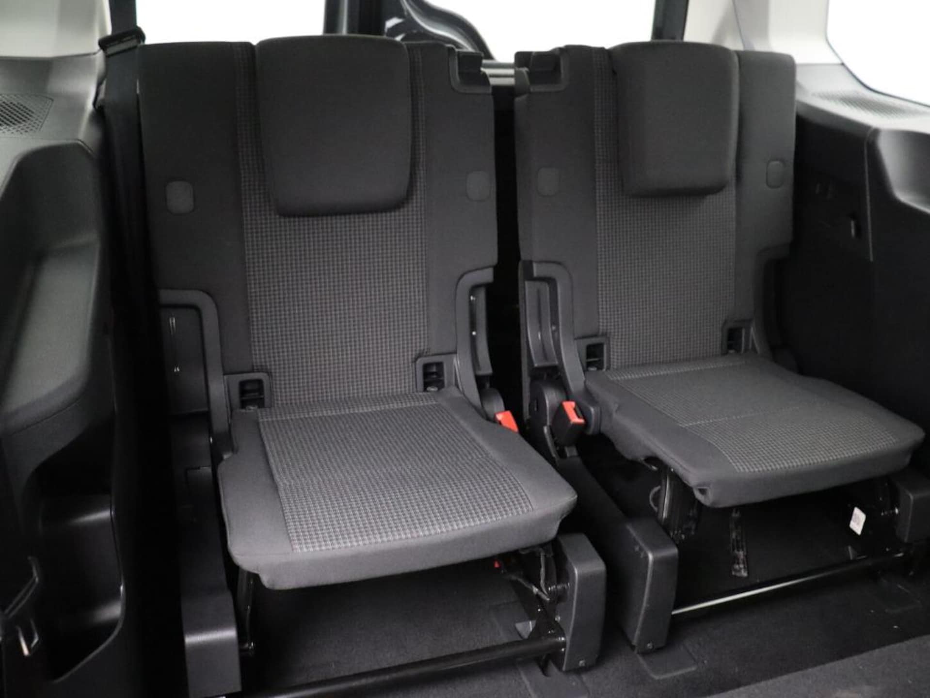 Volkswagen Caddy Maxi Basis-Modell