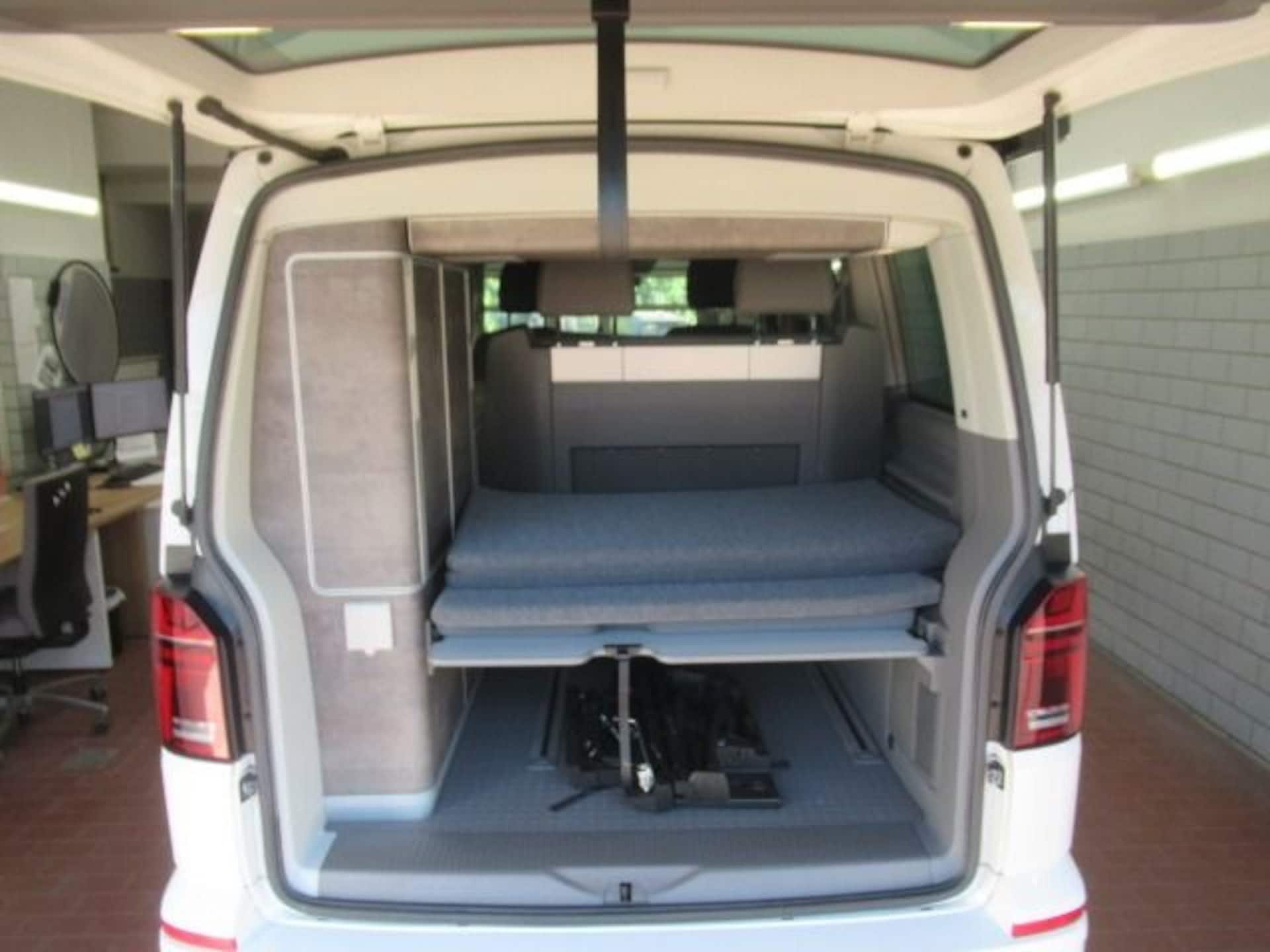 Volkswagen T6.1 California Ocean