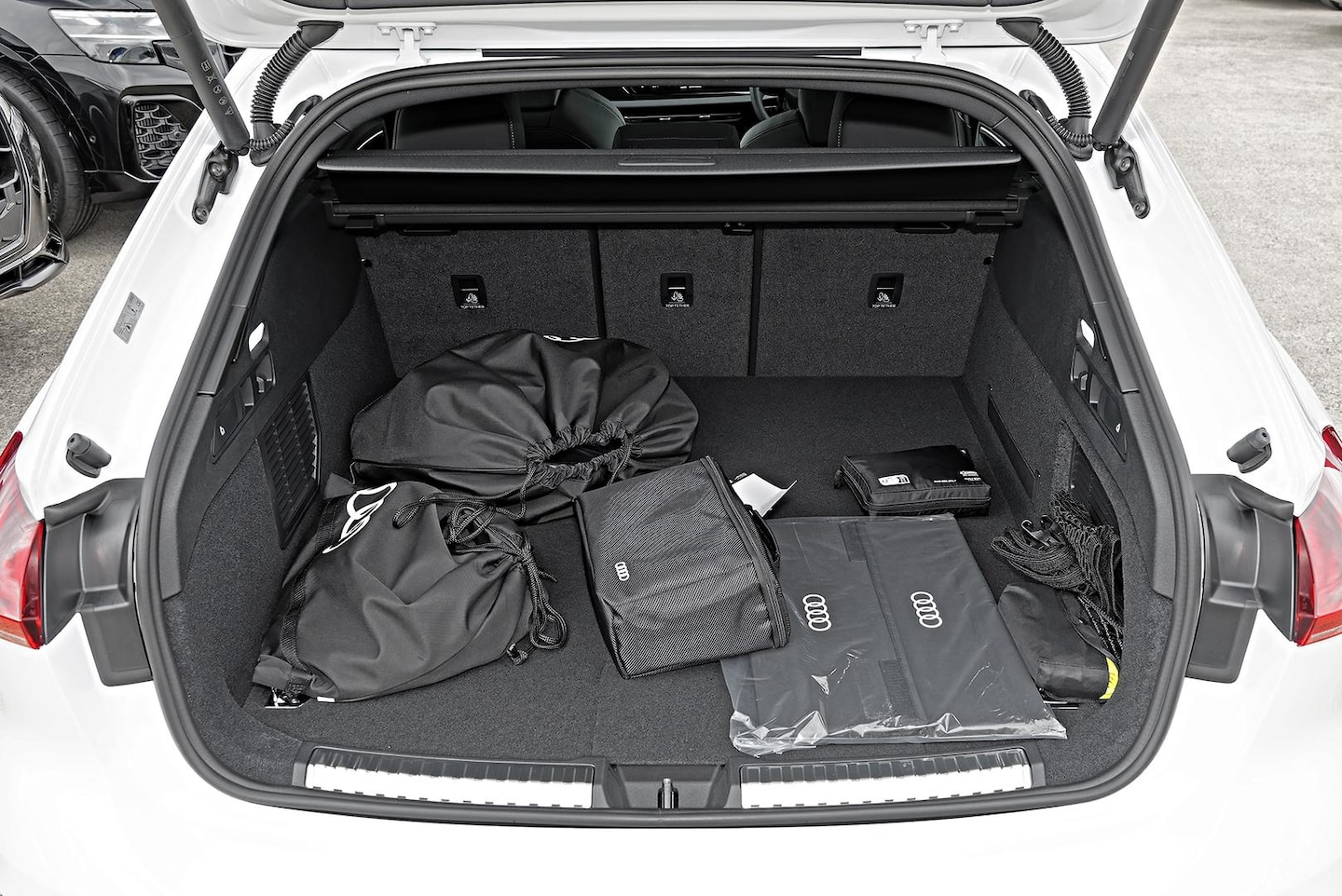 Image about Audi A5 Avant TFSI e e-hybrid quattro 270 kW S tronic