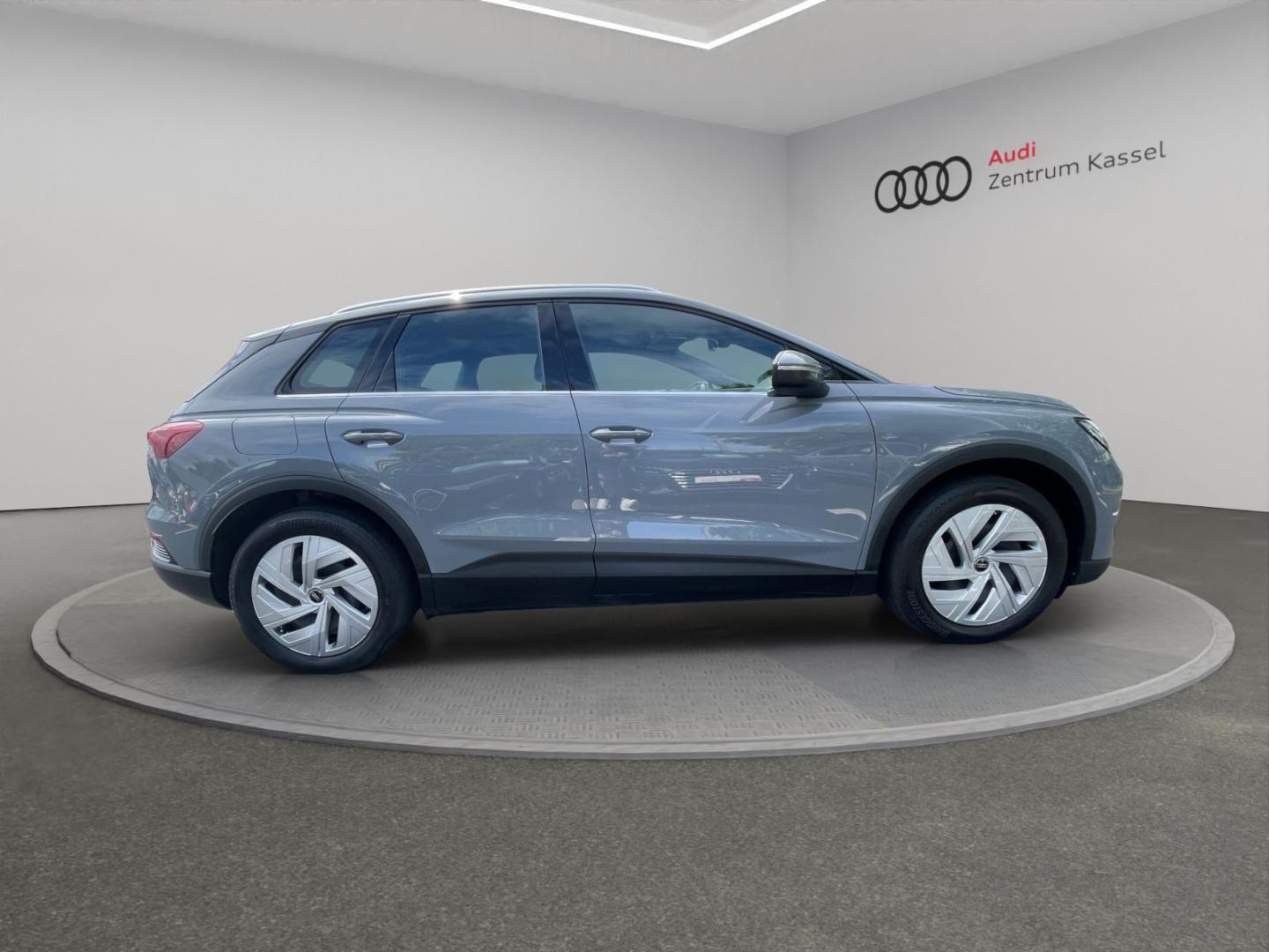 Image about Audi Q4 e-tron 40 e-tron