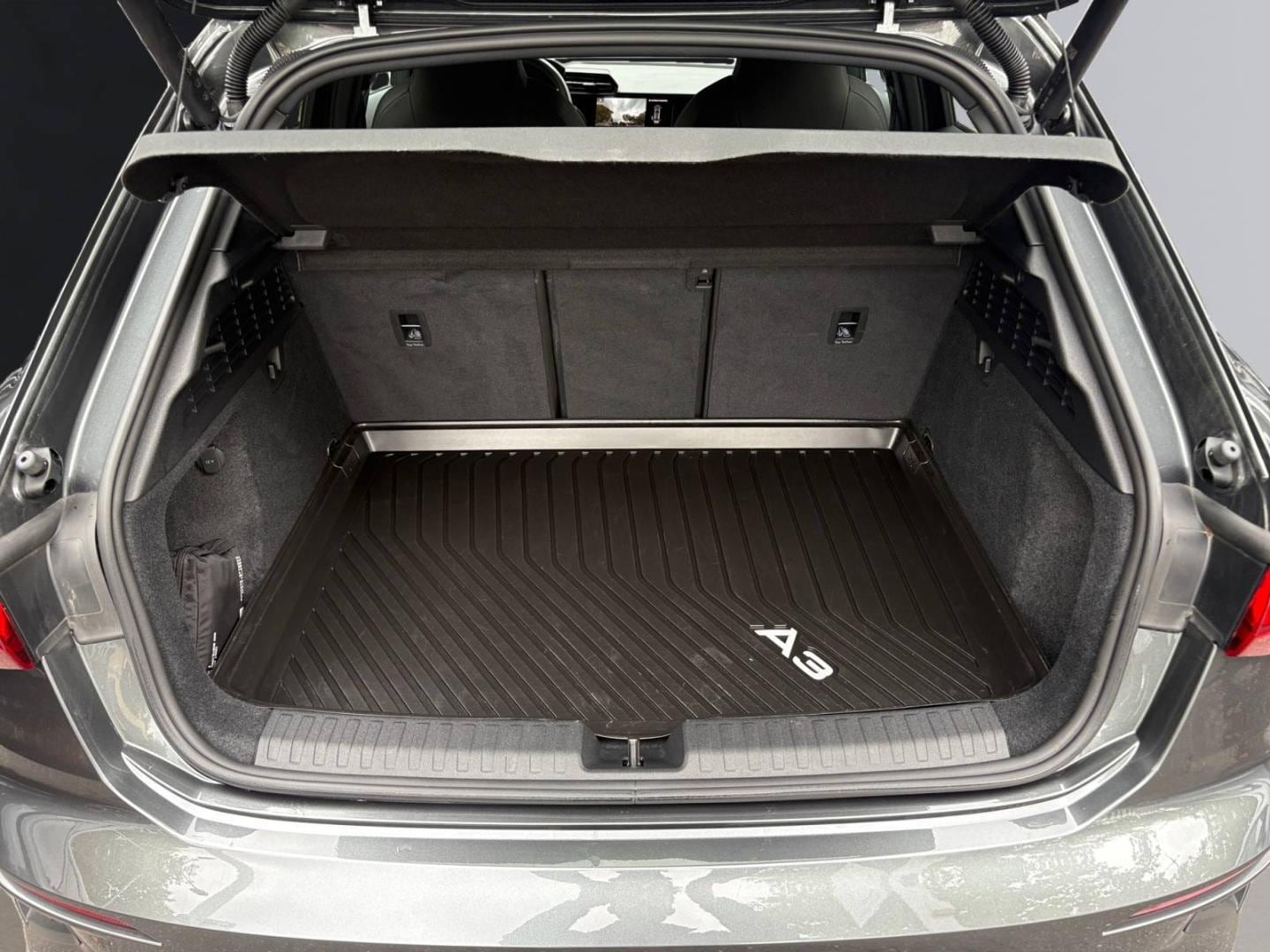 Image about Audi S3 Sportback S3 Sportback TFSI 228 kW (310 ch) S tronic