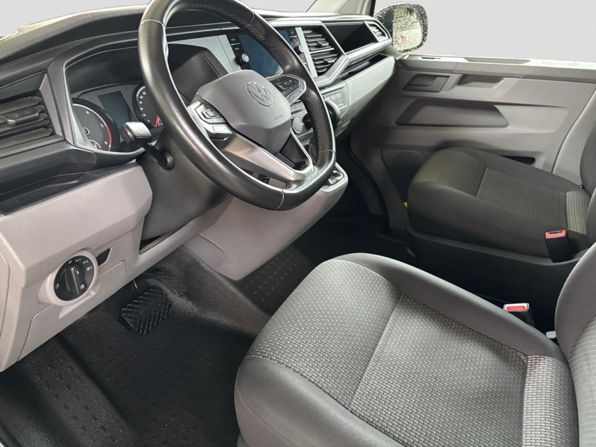 Volkswagen T6.1 Transporter Kasten kurzer Radstand