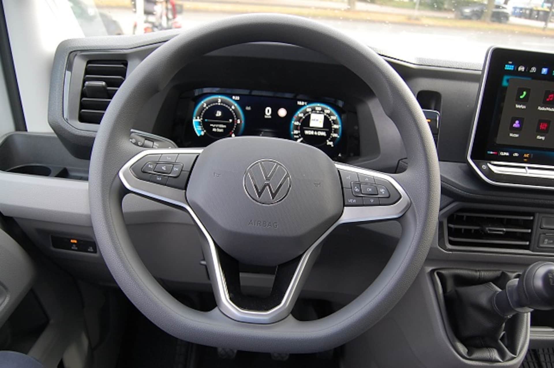Volkswagen Crafter Kasten mittlerer Radstand