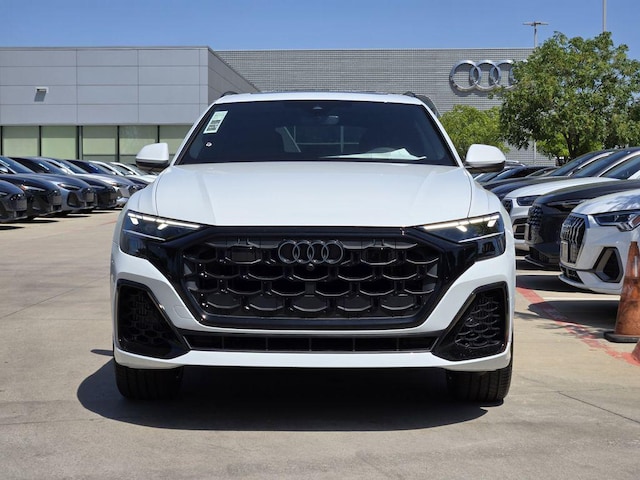 2026 Audi Q8