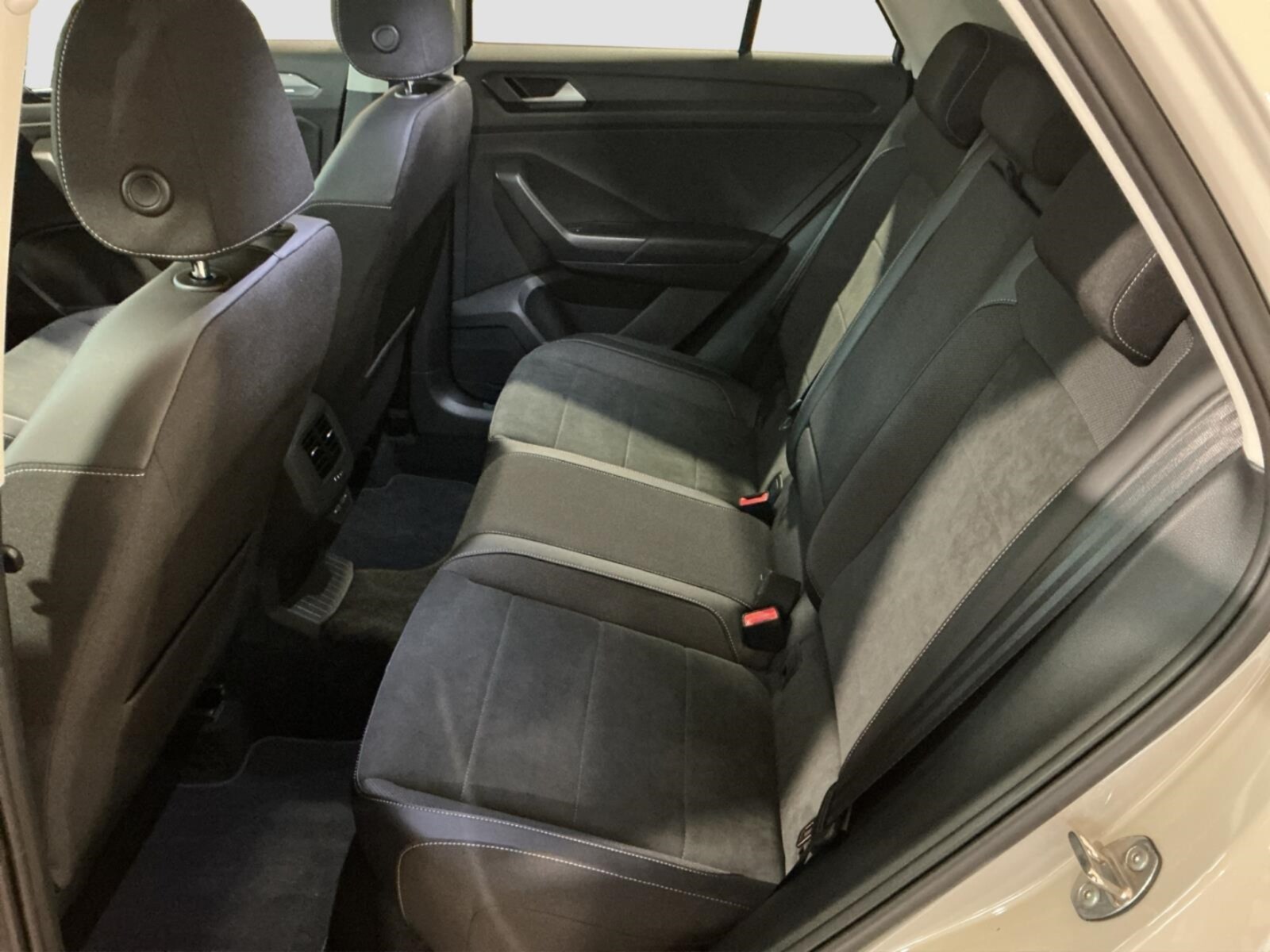 Volkswagen T-Roc – Bild 11