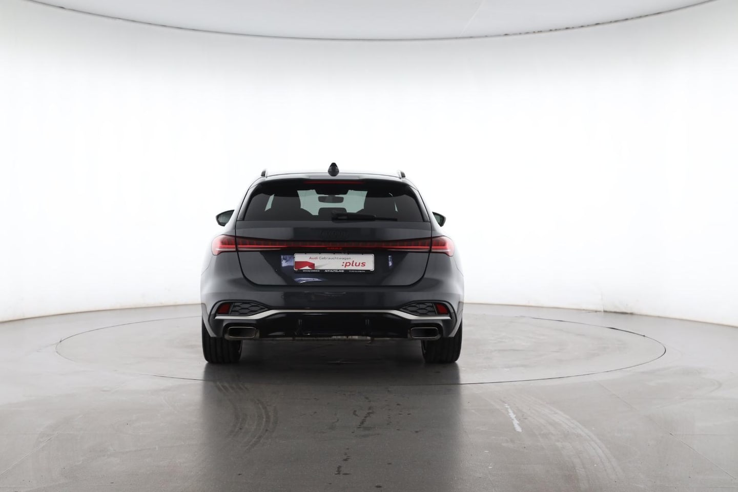 Bild über Audi A5 Avant TFSI 150 kW S tronic - für weitere Informationen kontaktieren Sie den Audi Partner
