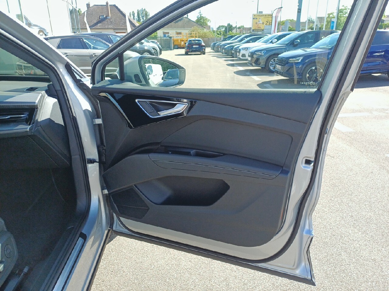 Image about Audi Q4 e-tron Executive 45 e-tron quattro 195,00 kW