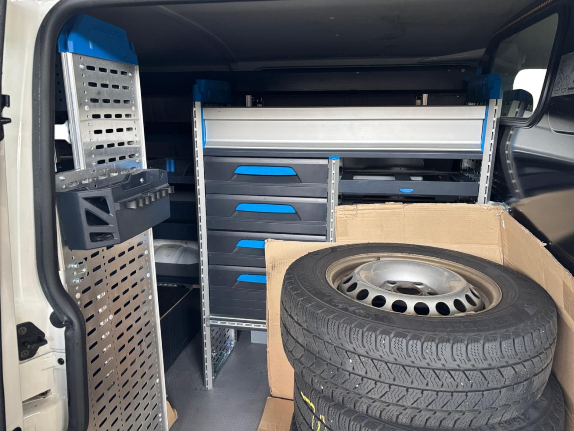 Volkswagen T6.1 Transporter Kasten kurzer Radstand