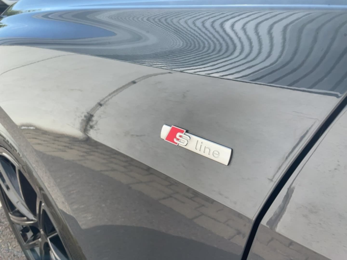 Bild über Audi A5 Avant TDI quattro 150 kW S tronic - für weitere Informationen kontaktieren Sie den Audi Partner