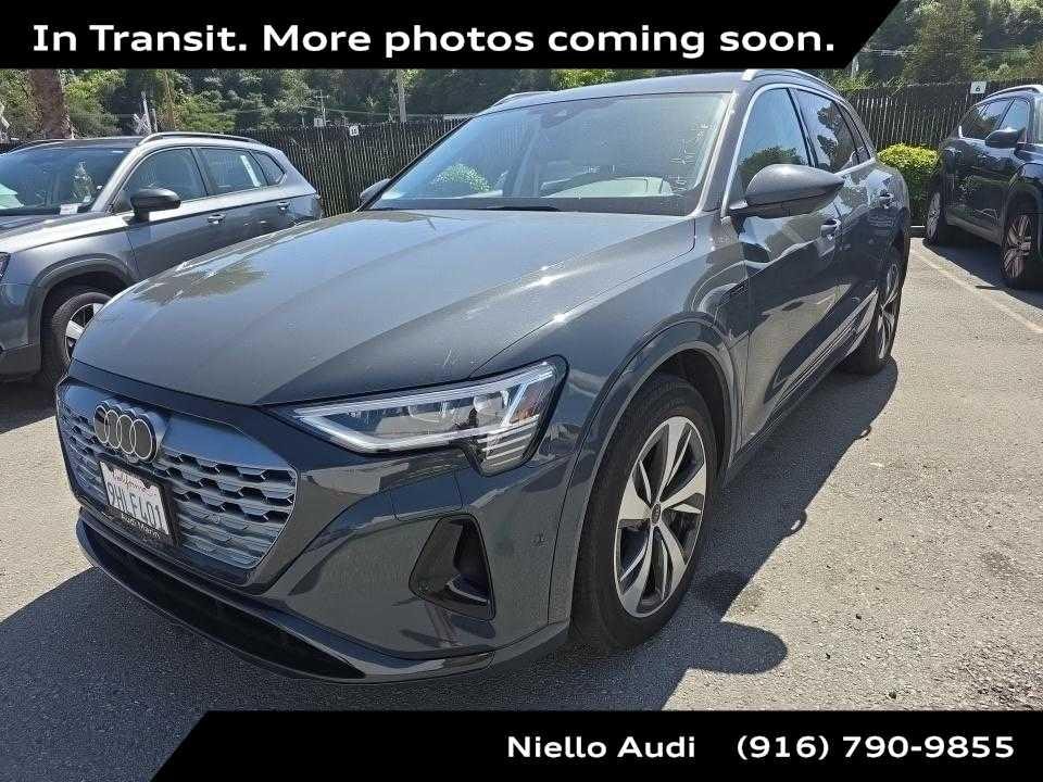 2024 Audi Q8 e-tron 55 114 kWh Premium Plus quattro's photo