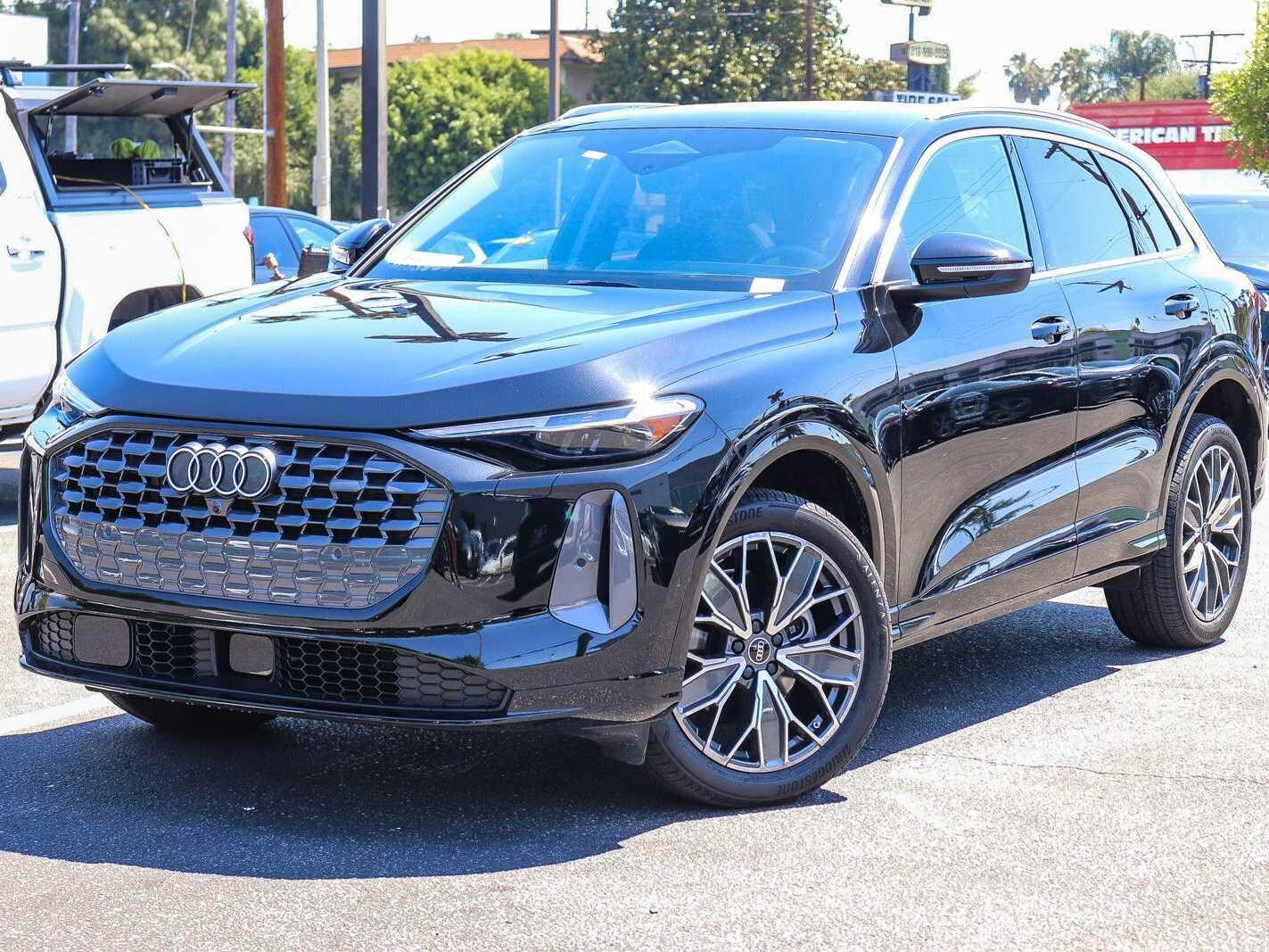 2025 Audi Q5 40 Premium Plus's photo