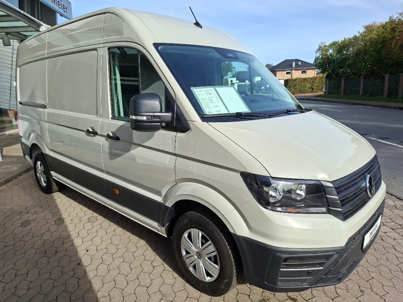 Volkswagen Crafter Kasten mittlerer Radstand – Bild 3