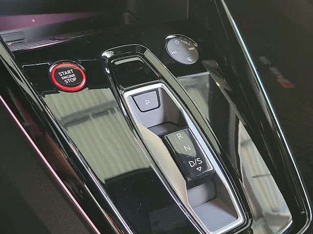 2026 Audi RS 3 Base - Photo 17